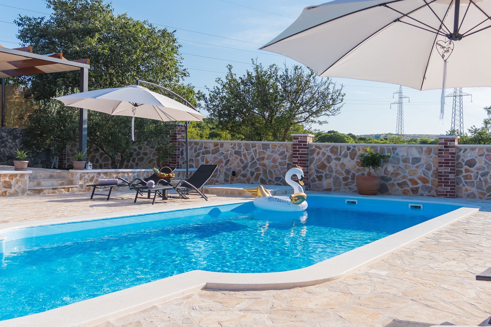 Holiday Home Rider - Two Bedroom Holiday Home with Outdoor Pool-Pool