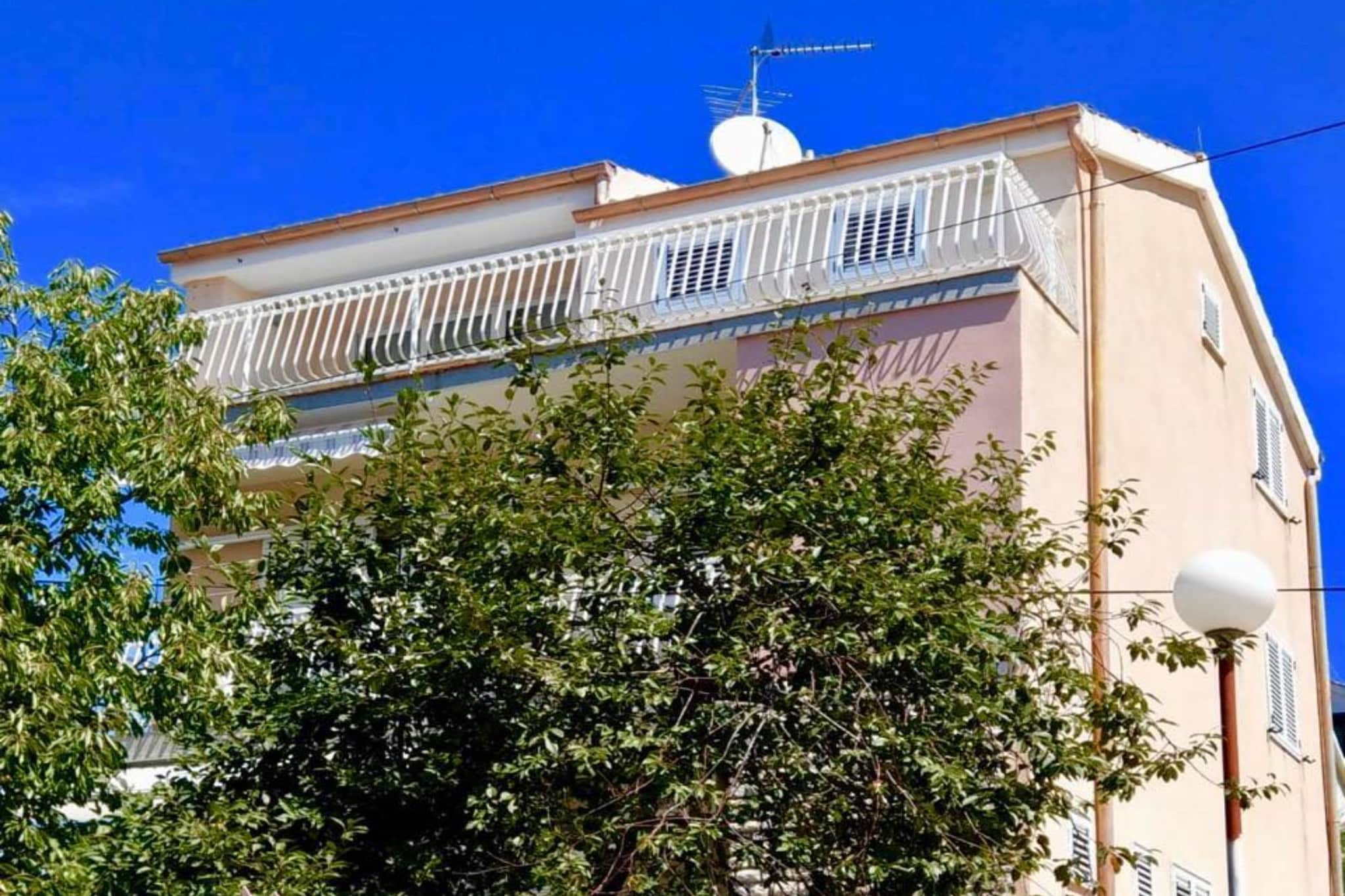 Two Bedroom Apartment With Sea View-Außenbereich