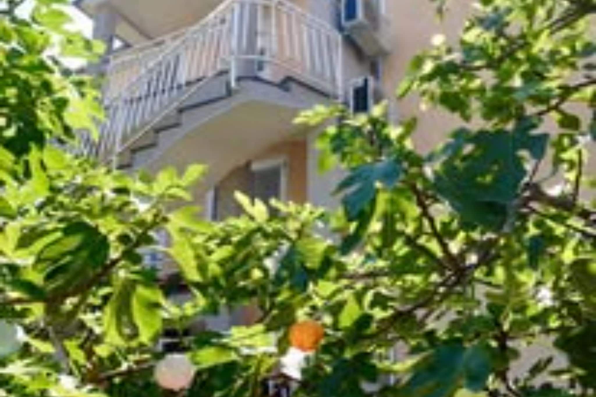 Two Bedroom Apartment With Sea View-Außenbereich