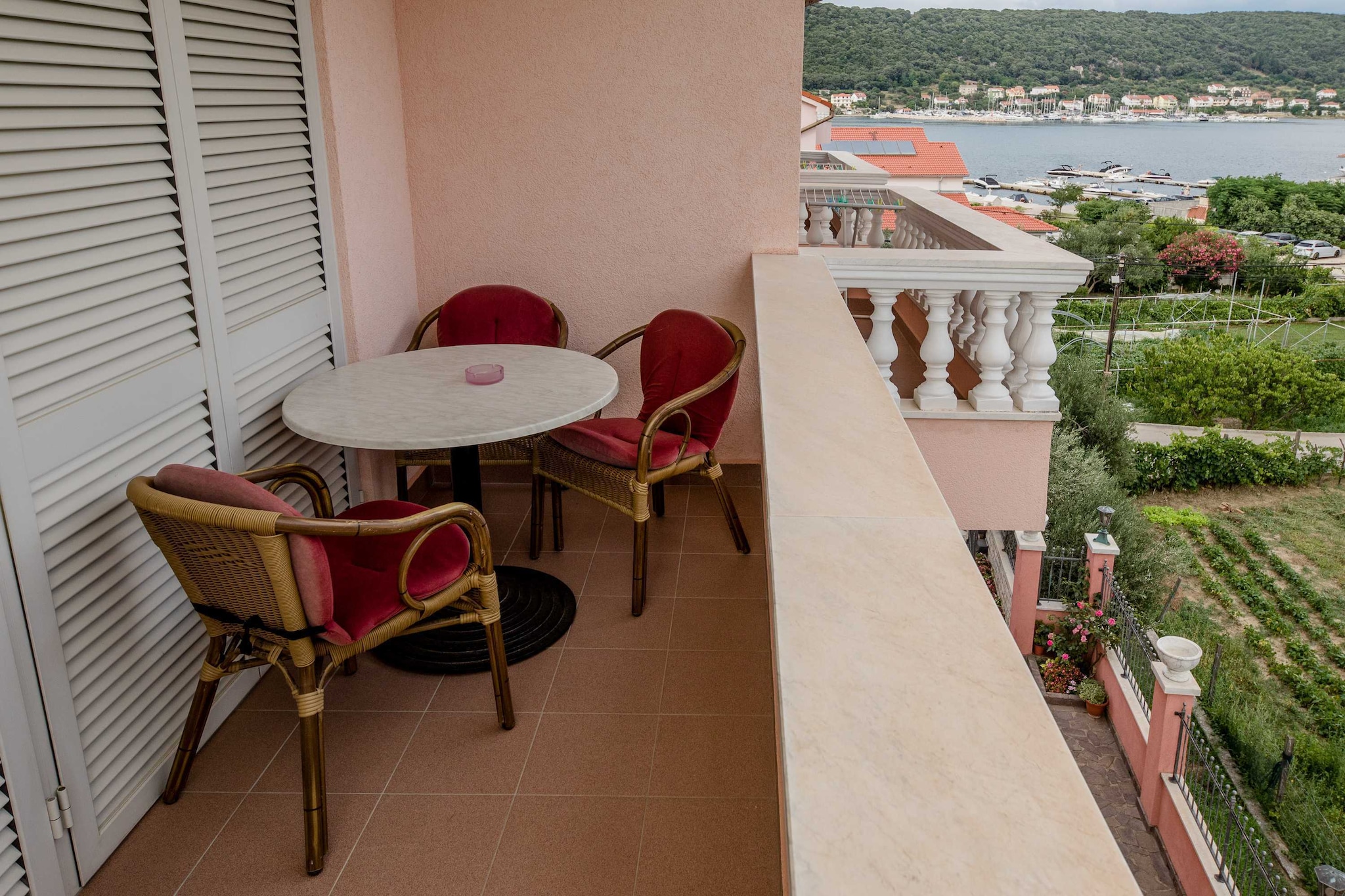 Guest House Villa Anggela - Comfort Triple room with Balcony and Sea View (Br4)-Uitzicht