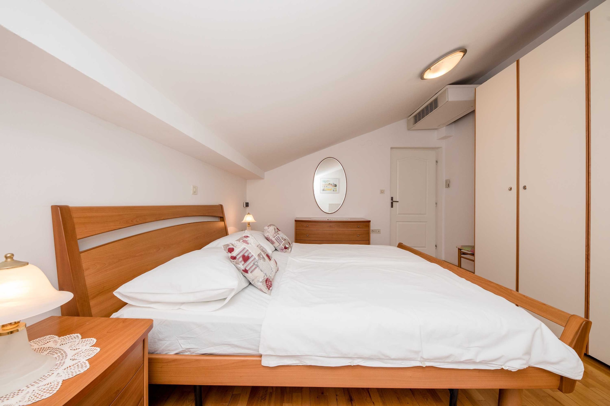 Guest House Villa Anggela - Two Bedroom Apartment with Balcony and Sea View-Chambre