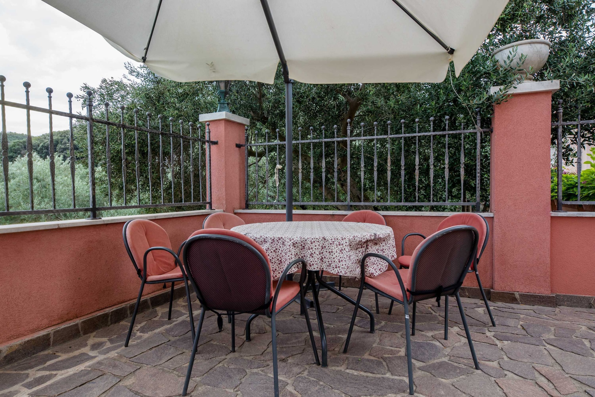 Guest House Villa Anggela - Two Bedroom Apartment with Balcony and Sea View-Extérieur
