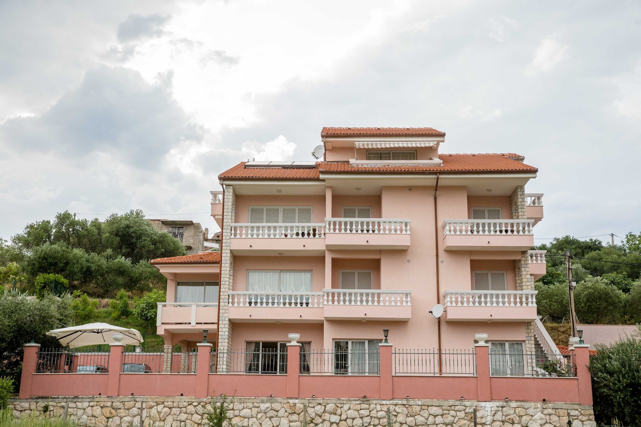 Guest House Villa Anggela - Two Bedroom Apartment with Balcony and Sea View-Extérieur