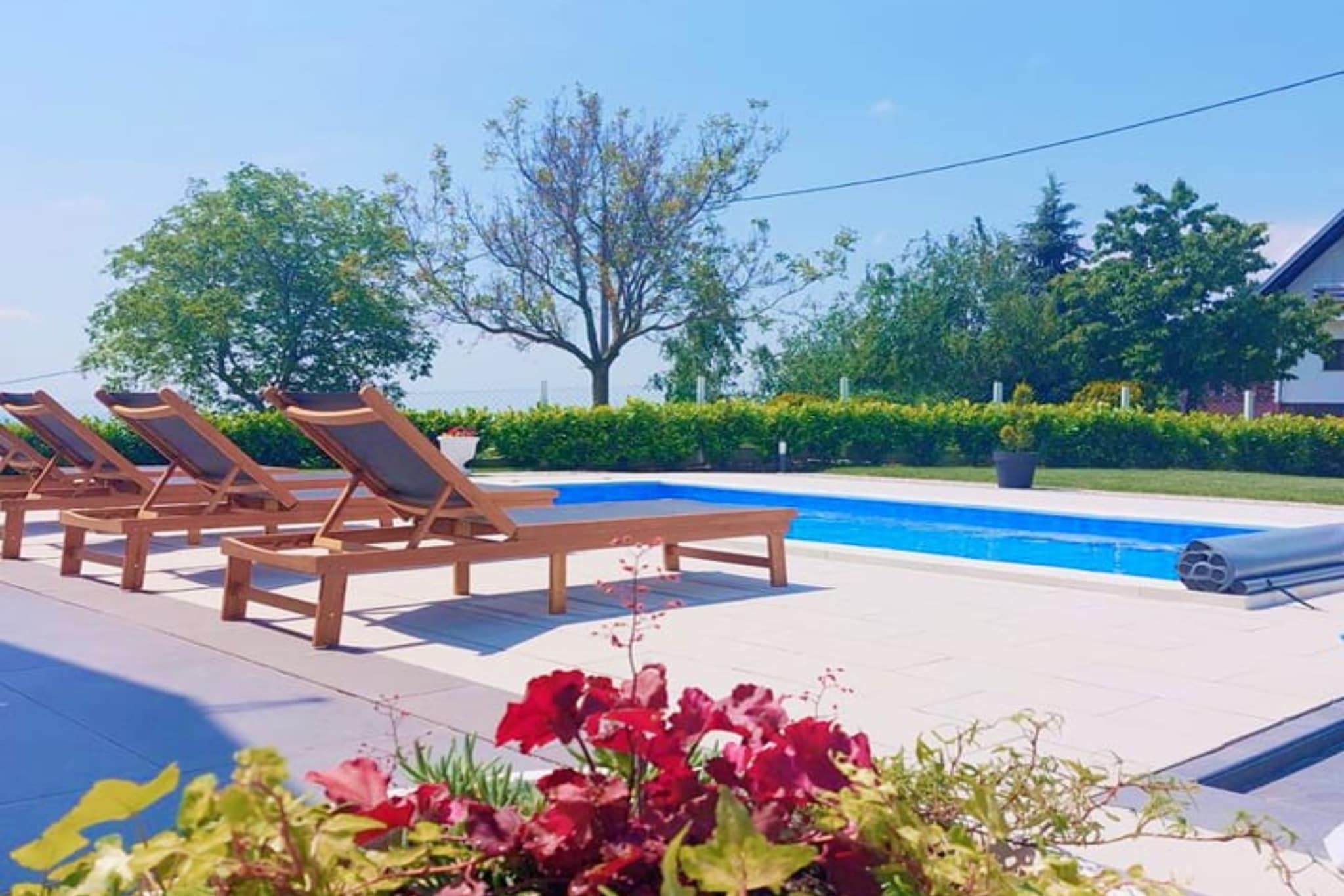 Villa Cerina - Three Bedorom Villa with Outdoor Swimming Pool-Zwembad
