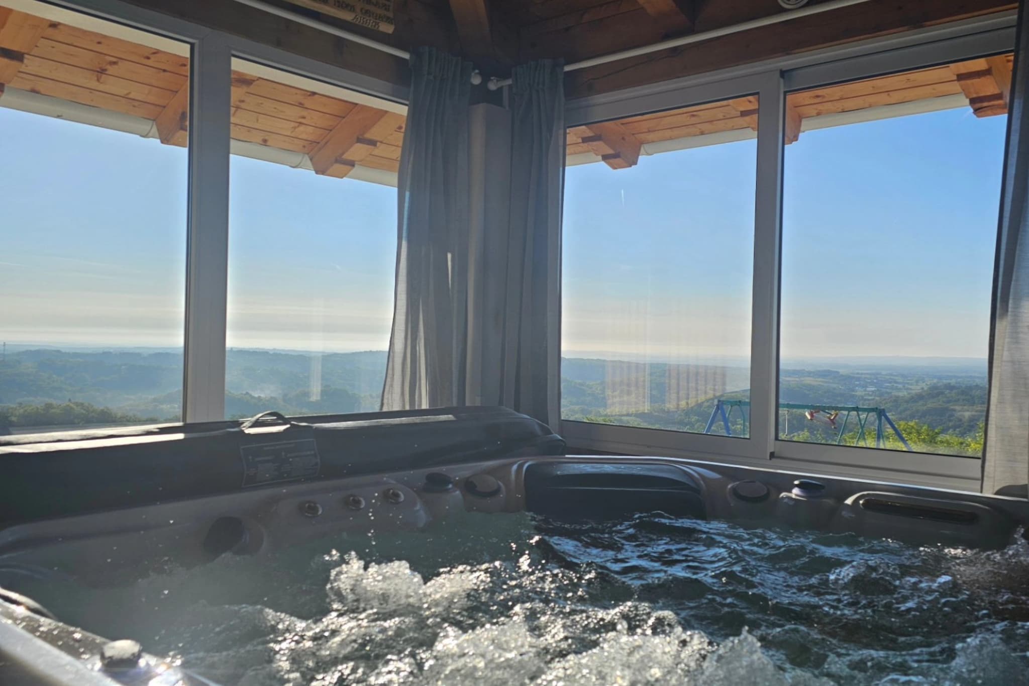 Villa Cerina - Three Bedorom Villa with Outdoor Swimming Pool-Spa