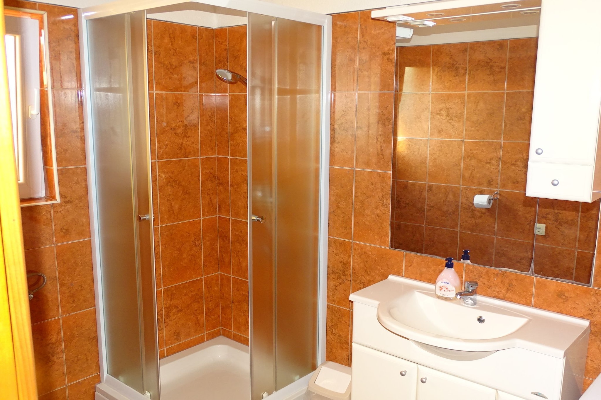 Two Bedroom Apartment Luna 2-Badezimmer
