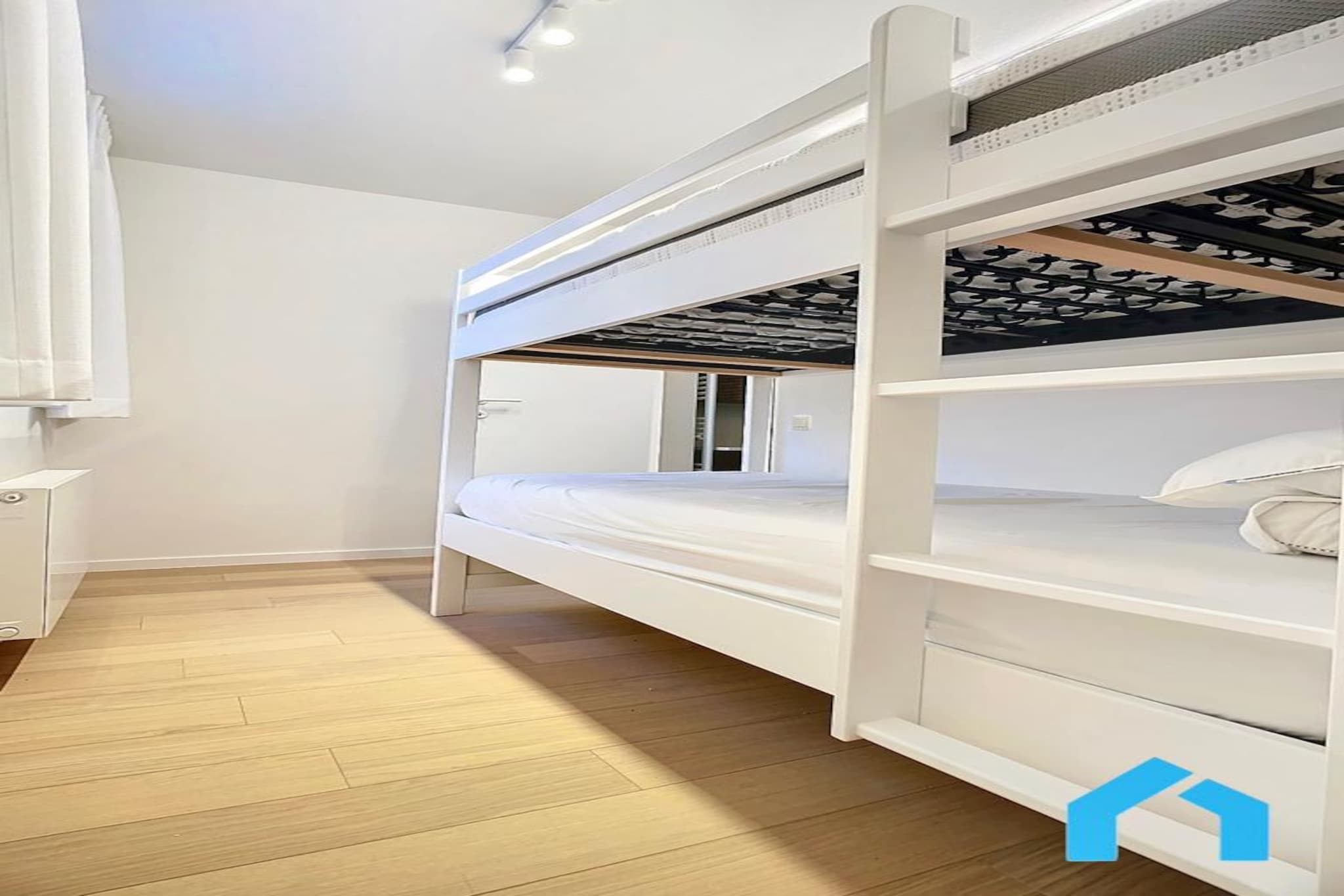 Sun Building 61-Slaapkamer