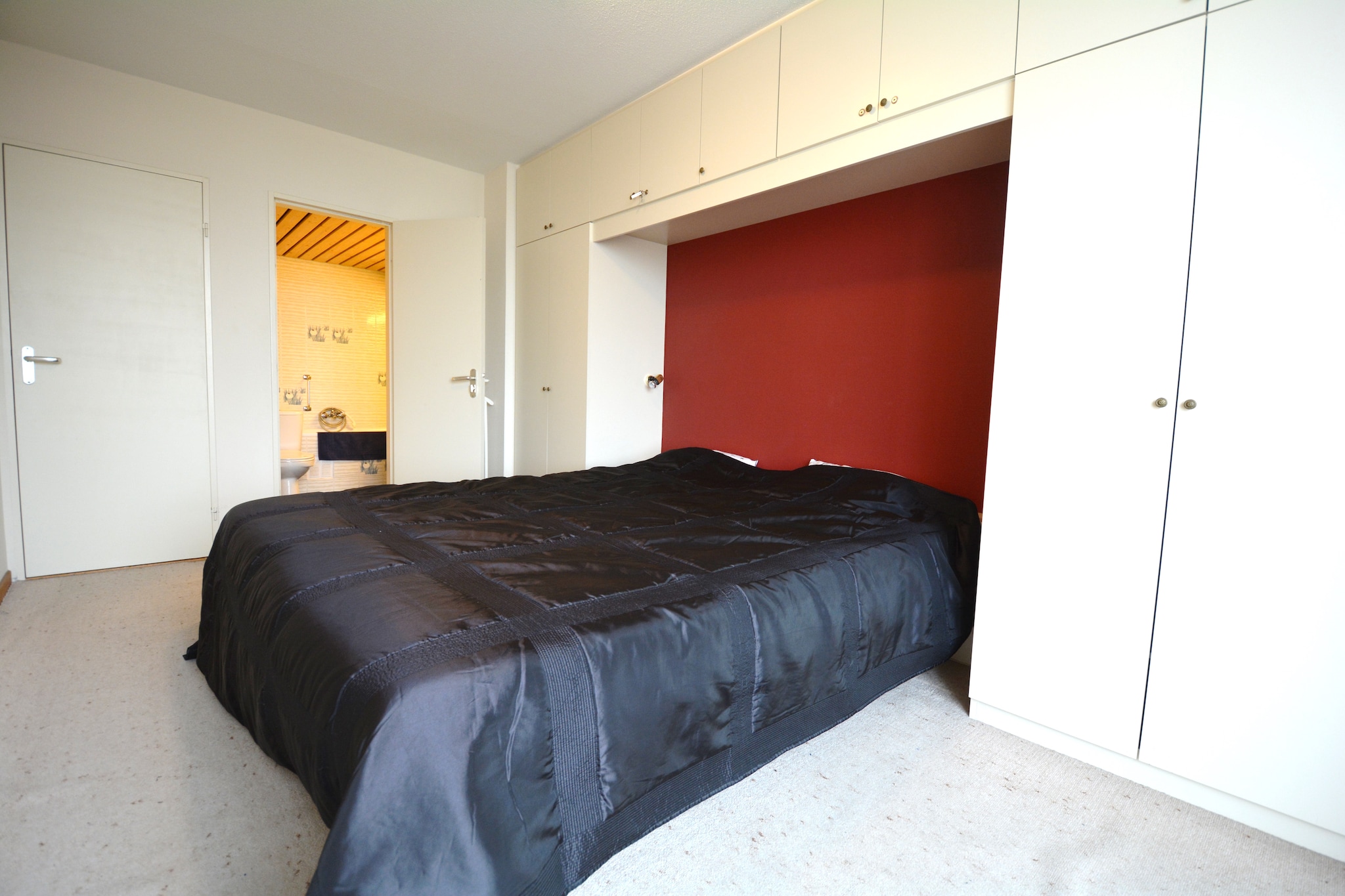 Apartment near Sailing Club with Sea Views