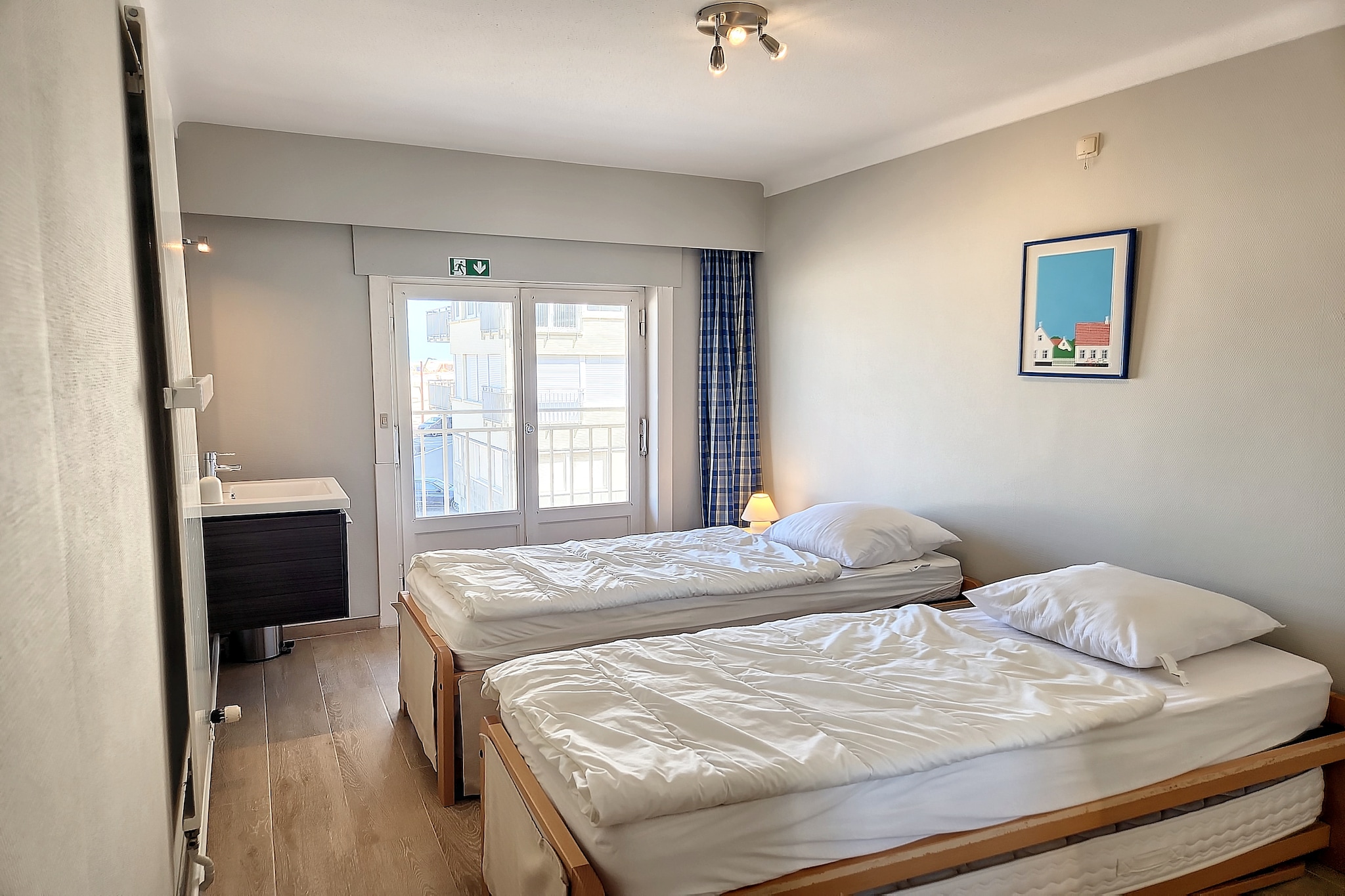 Embassy Block B B2L-Slaapkamer