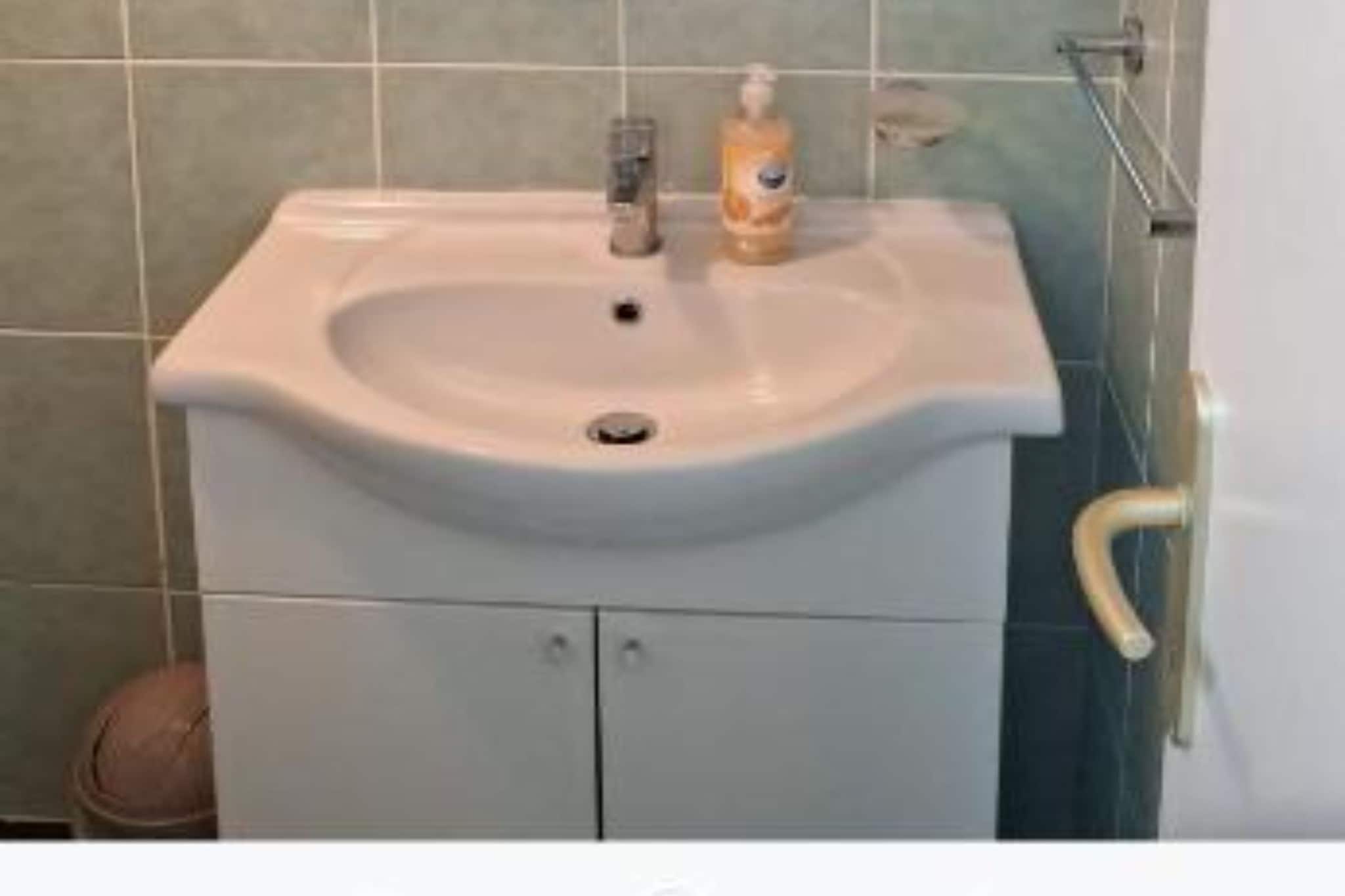Studio Apartment Sineva-Bathroom
