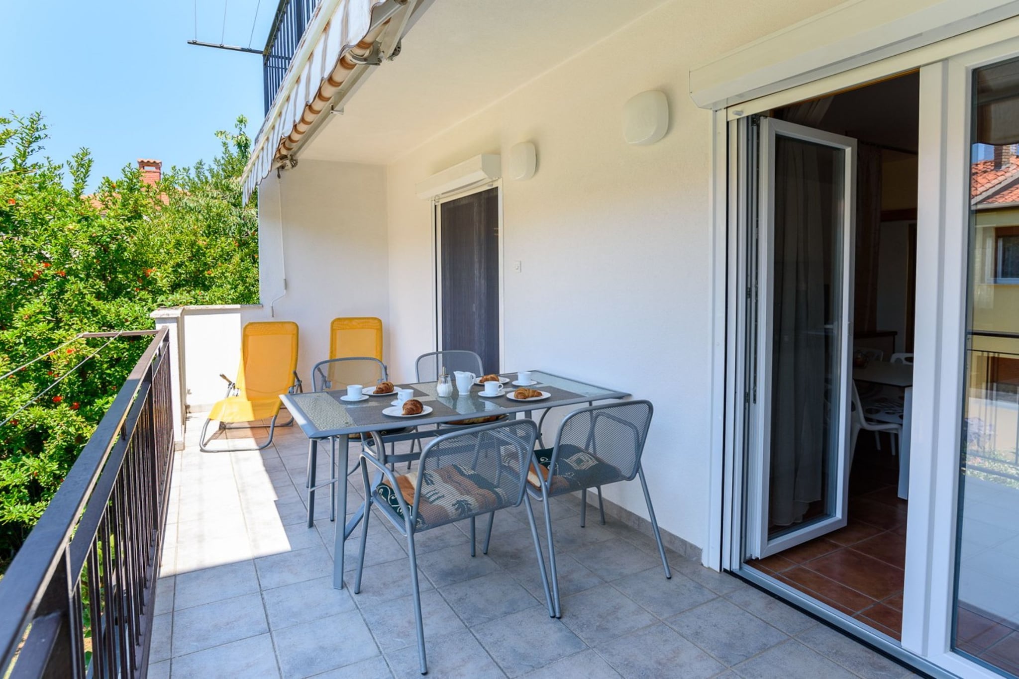 Apartments Alba - One Bedroom Apartment (Anna)-Terrace