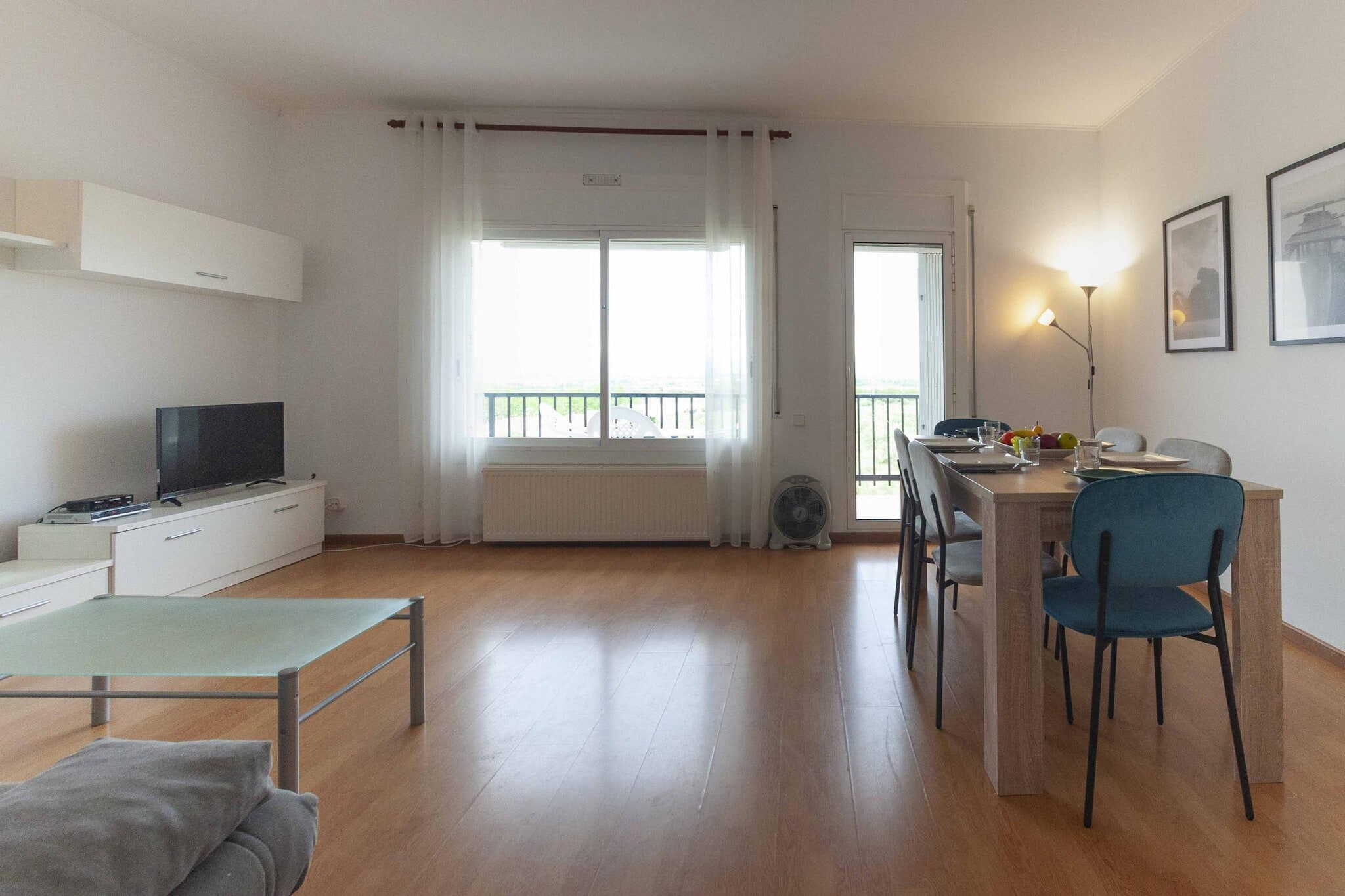 1141 MAS OLIVA con Piscina-Eetkamer