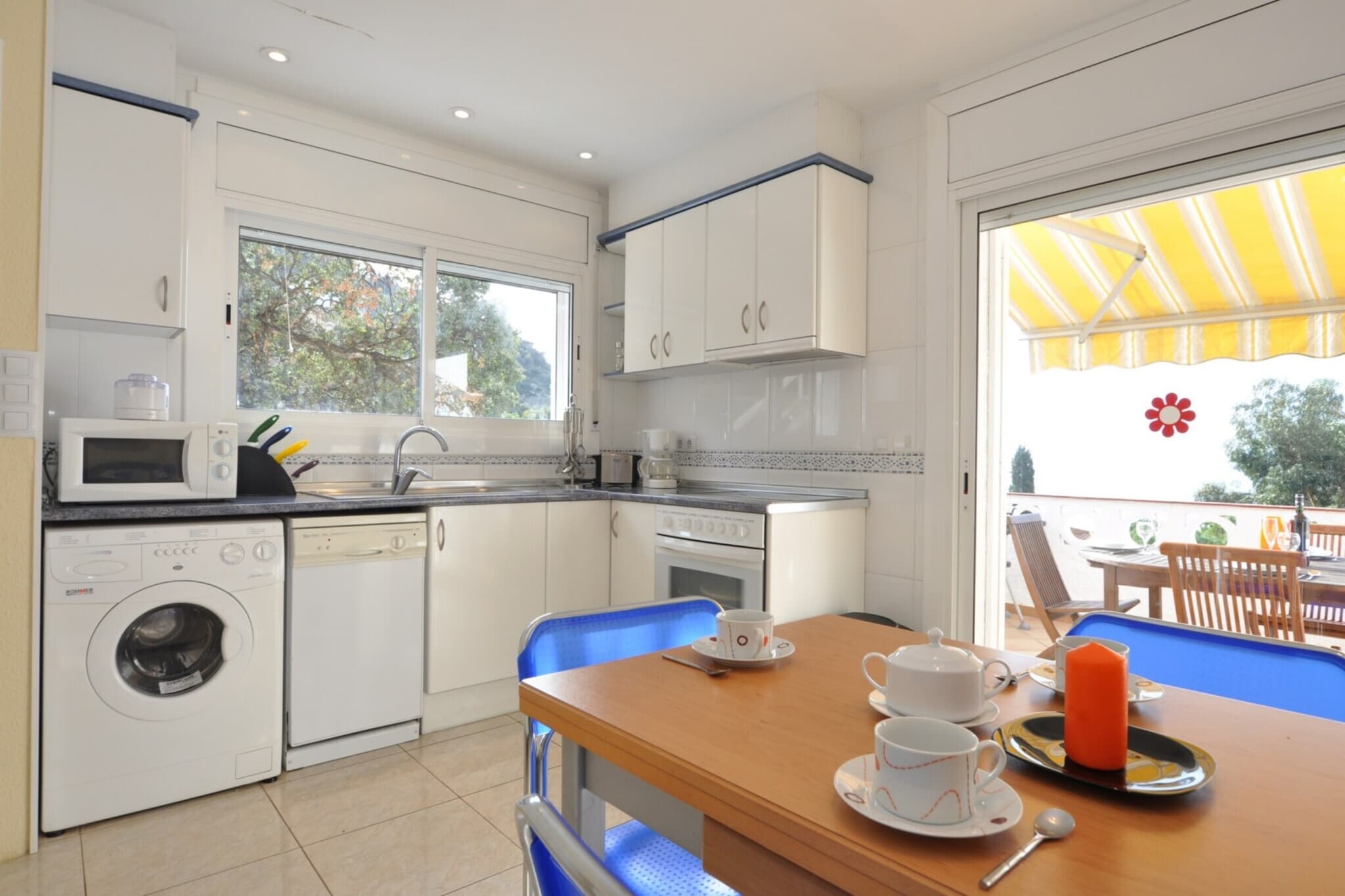 1157 LOS PALCOS vista Mar-Keuken