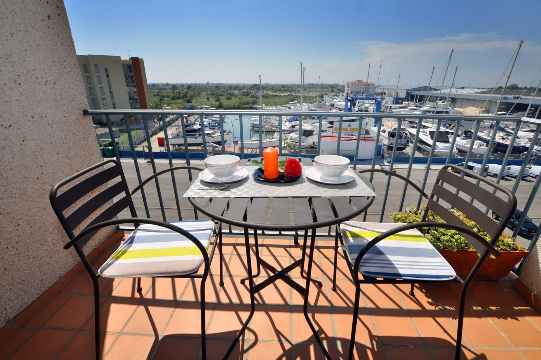 1039 PORT BADIA Estudio-Terras