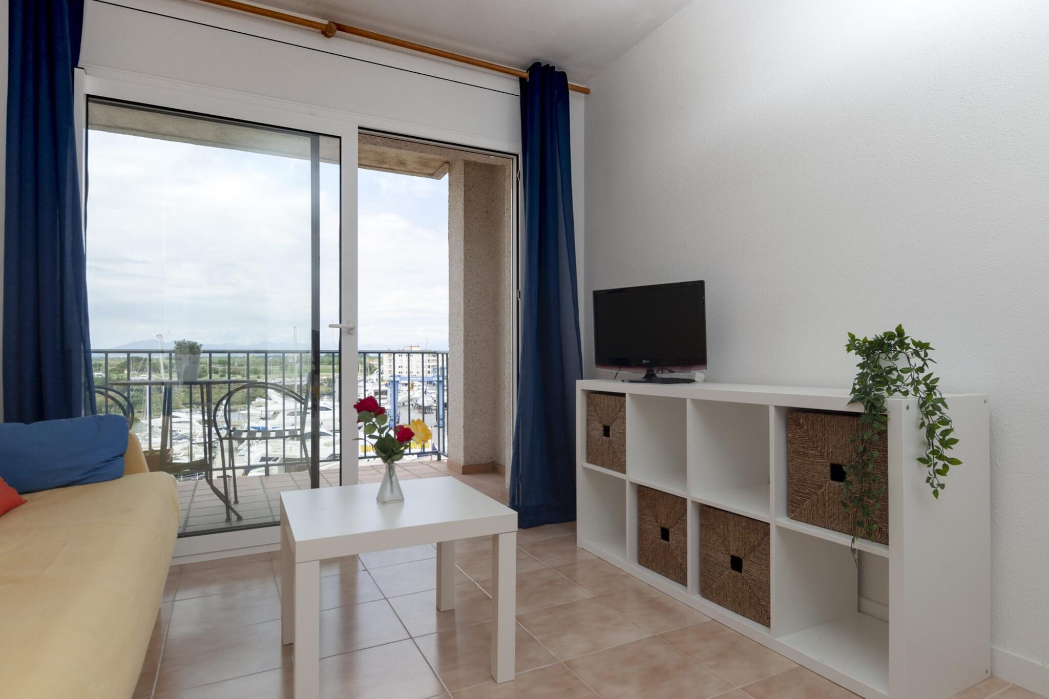 1039 PORT BADIA Estudio
