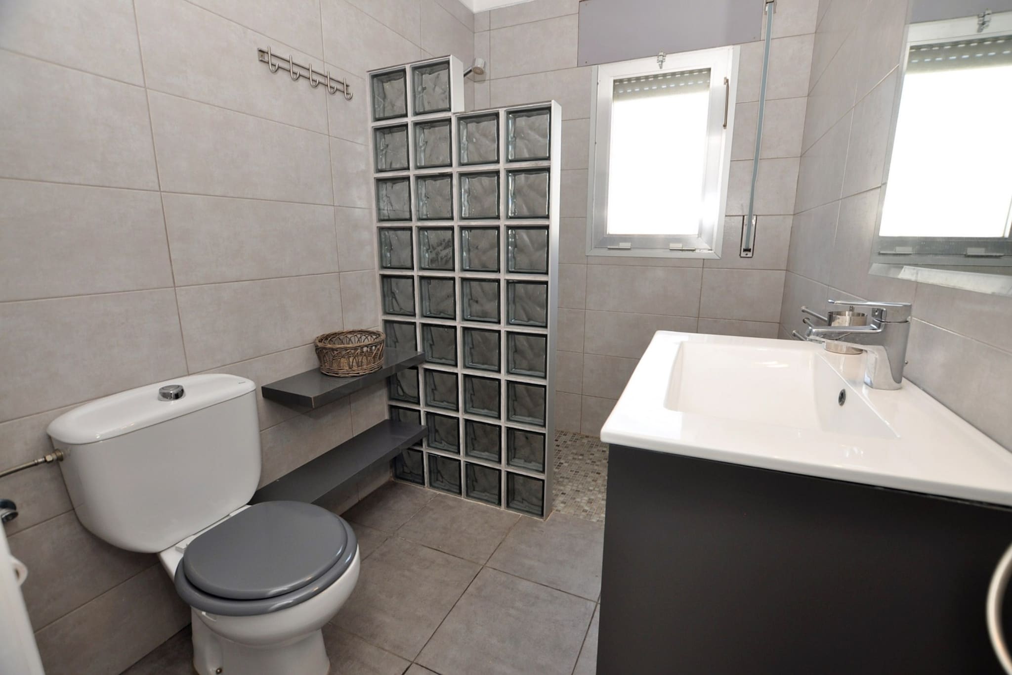 1089 COVADONGA vista Mar-Bathroom