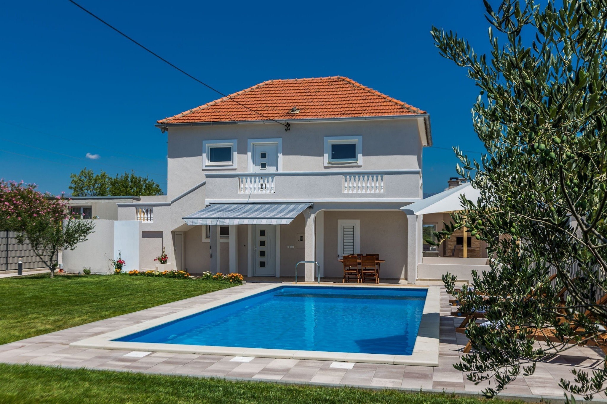 Serene Escape near Zadar with Private Pool & Charming Outdoor Oasis - Two Bedroom Holiday Home-Buitenlucht