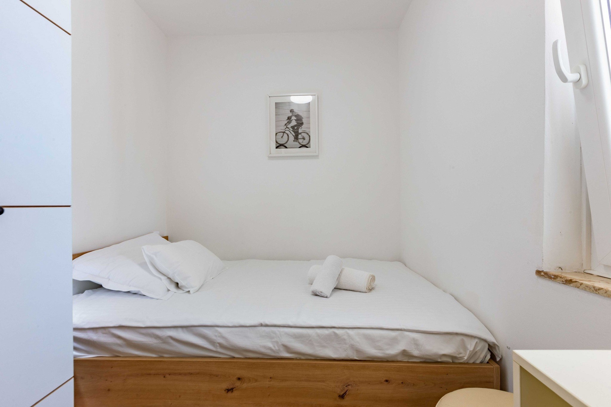 Serene Escape near Zadar with Private Pool & Charming Outdoor Oasis - Two Bedroom Holiday Home-Slaapkamer