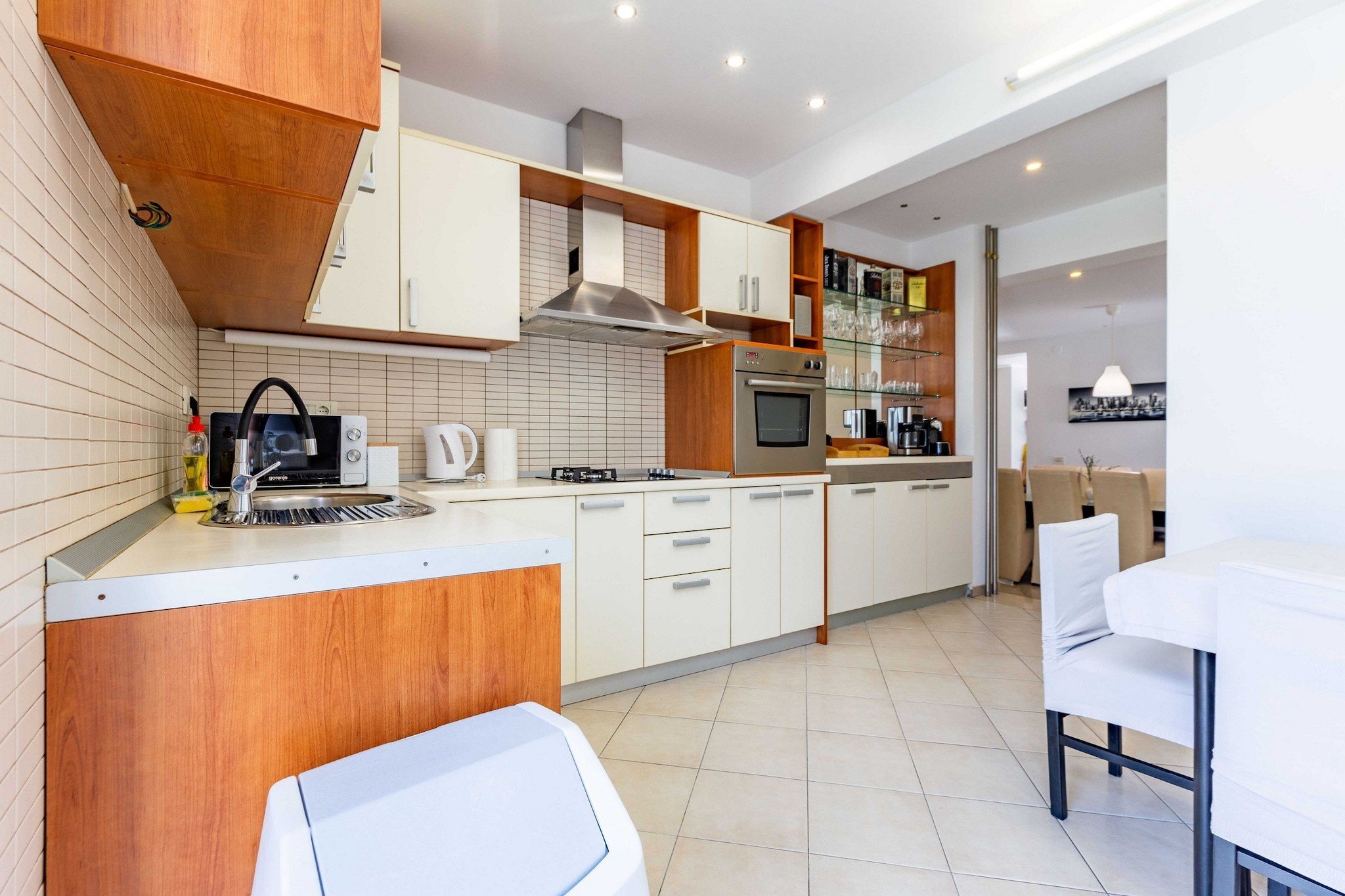 Serene Escape near Zadar with Private Pool & Charming Outdoor Oasis - Two Bedroom Holiday Home-Keuken