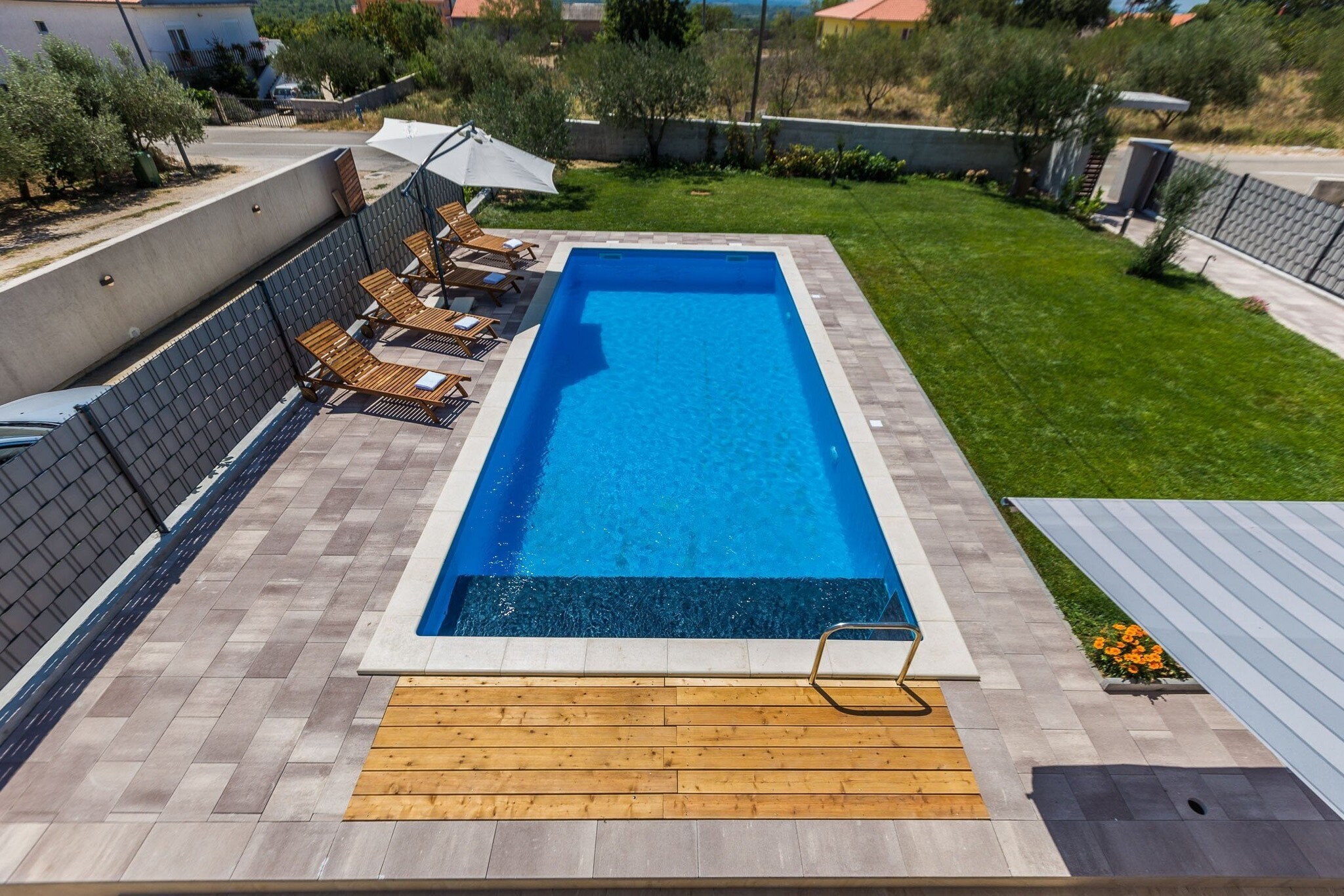 Serene Escape near Zadar with Private Pool & Charming Outdoor Oasis - Two Bedroom Holiday Home-Zwembad