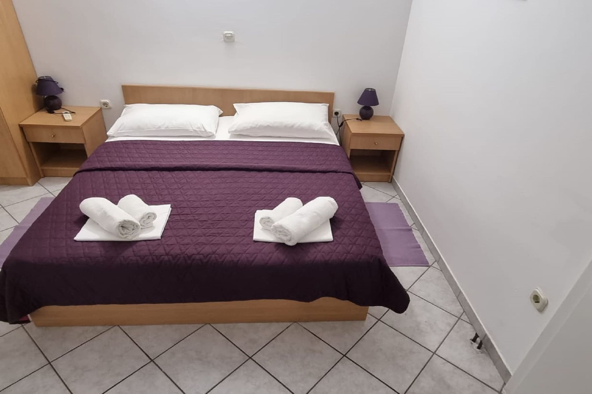 Apartments Pansion Franka 3* - Classic One Bedroom Apartment with Garden View - APT 10-Schlafzimmer