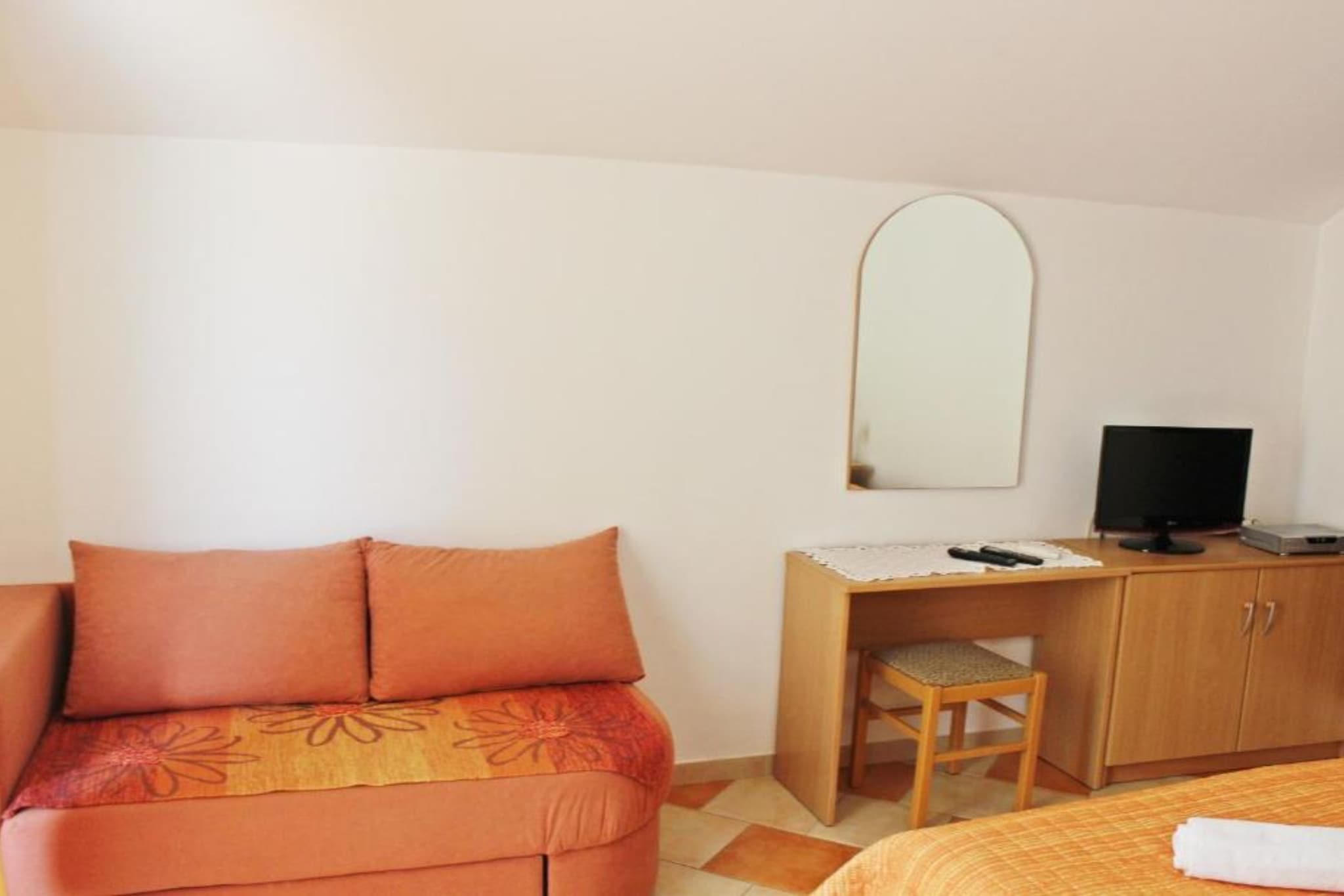 Apartments Pansion Franka 3* - Studio Apartment with Sea View - APT 1B-Schlafzimmer