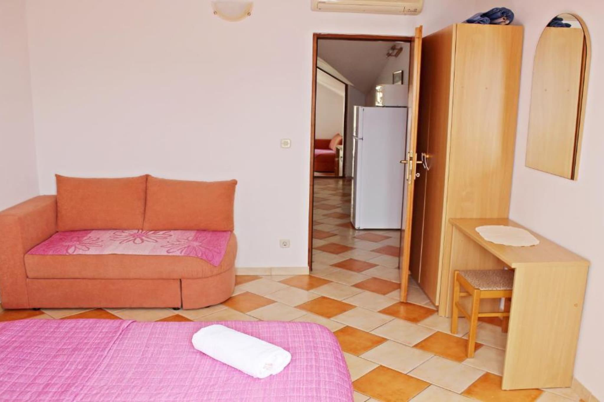 Apartments Pansion Franka 3* - Studio Apartment with Sea View - APT 1B-Schlafzimmer