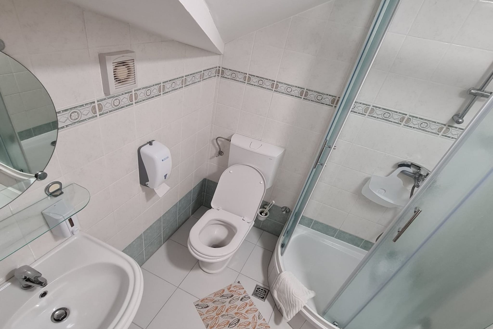 Apartments Pansion Franka 3* - Studio Apartment with Sea View - APT 1B-Badezimmer