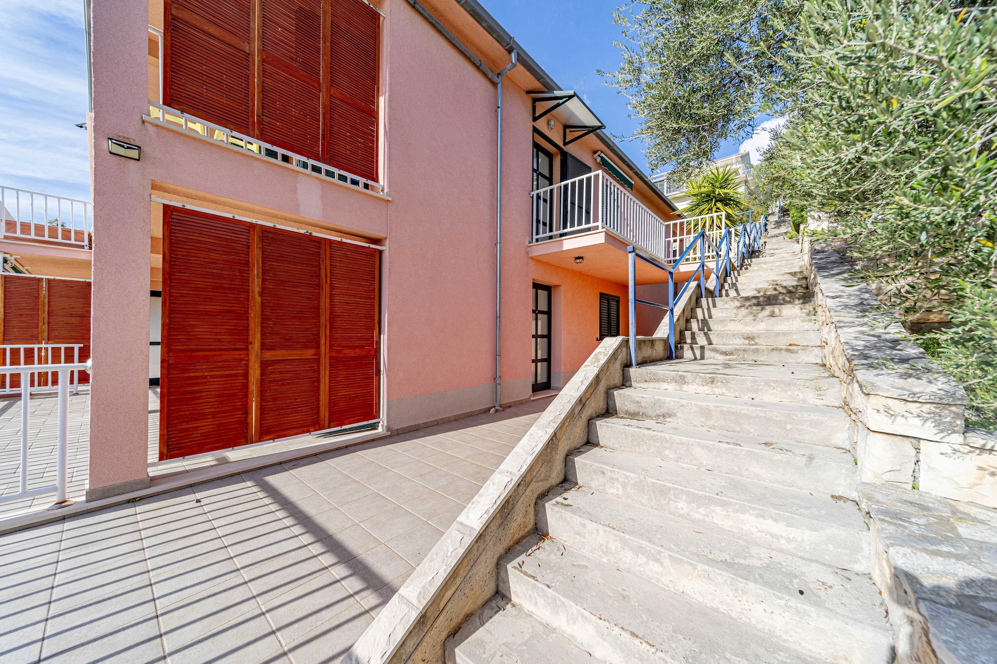 Apartment Two Bedroom - Apartment 2-Treppe
