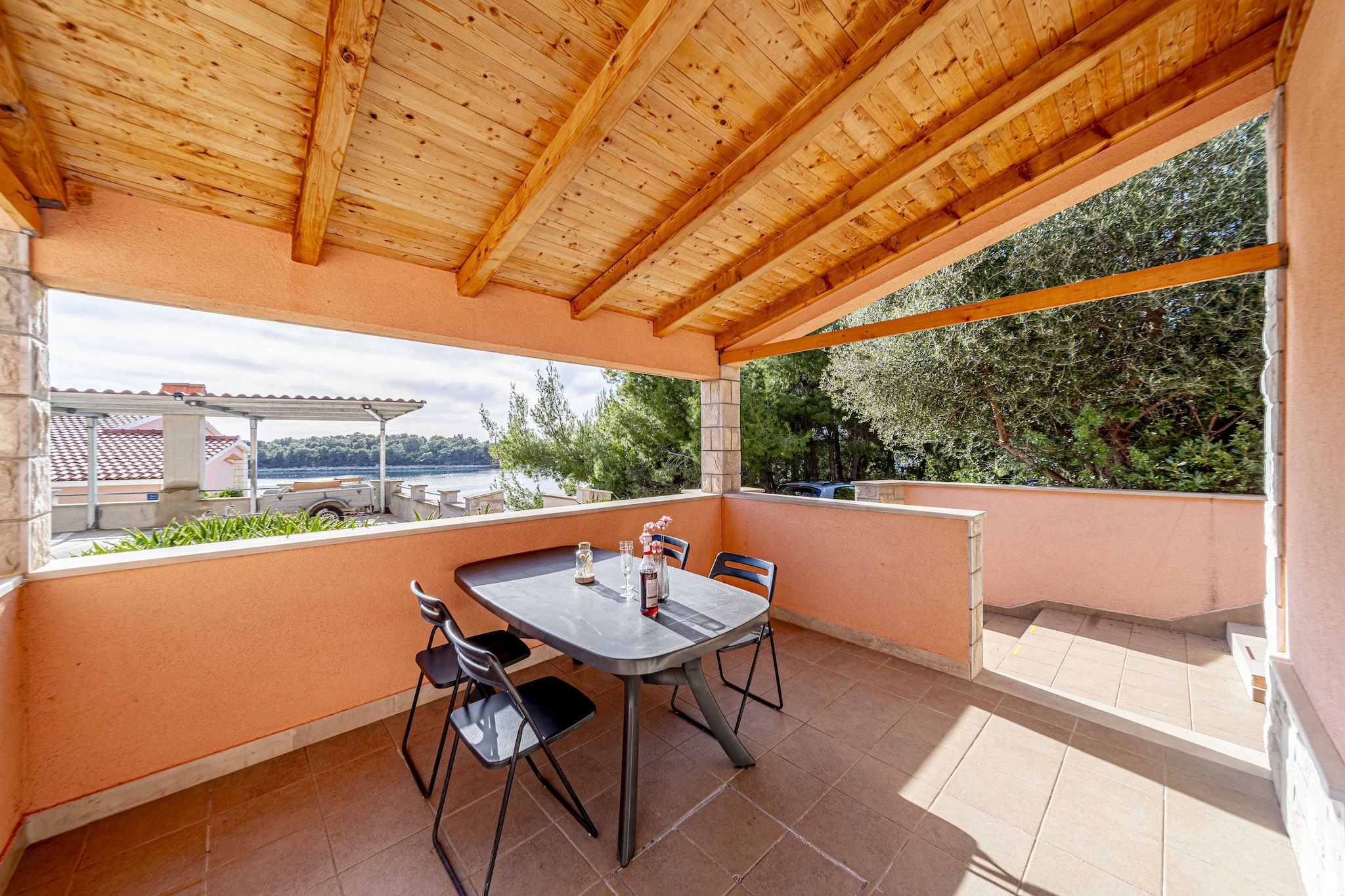 Apartment  Three Bedroom apartment 5-Terrasse