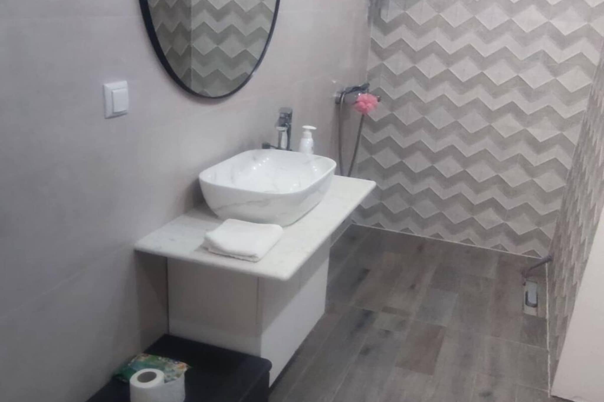 Getaway in Harmony apartment - One Bedroom apartment with Terrace-Bathroom