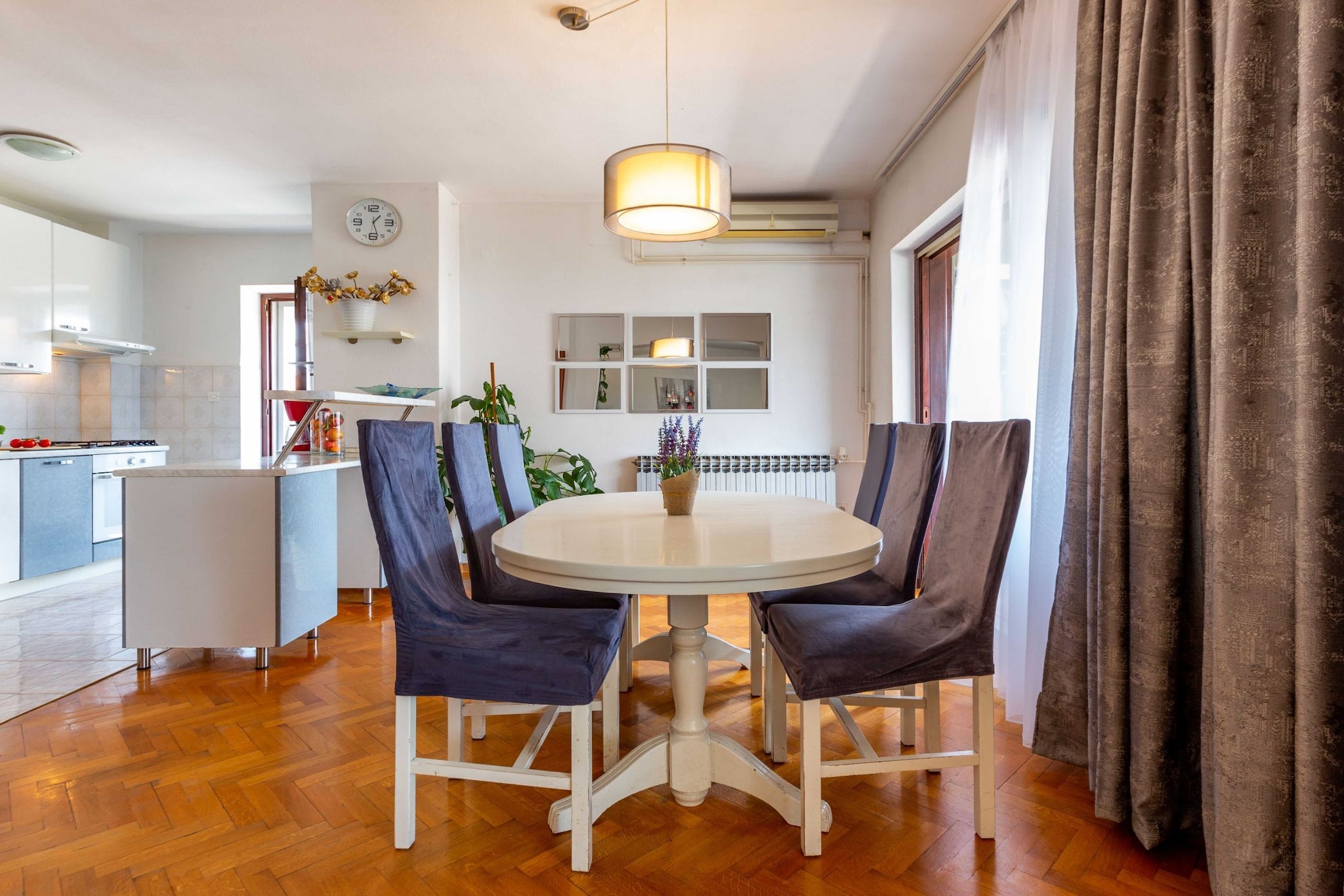 Zadar Lavish and Luxurious Apartment with Private Pool - Three Bedroom Apartment with Private Pool-Dining room