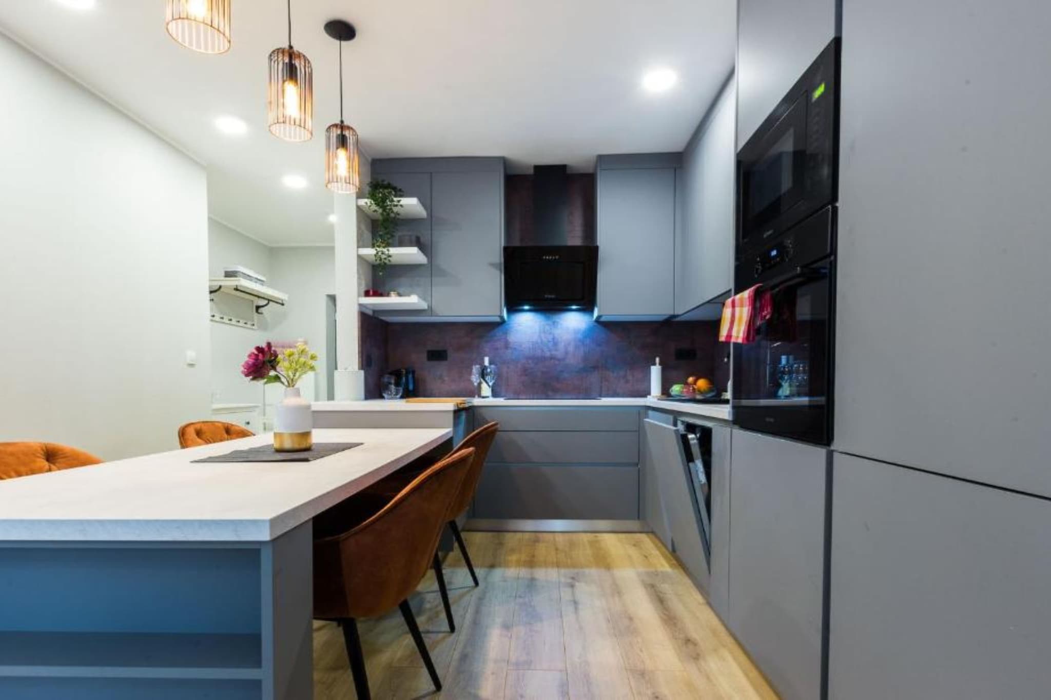 Cultural Haven Central Two Bedroom Apartment in Zadar with City Views - Two Bedroom Apartment-Küche