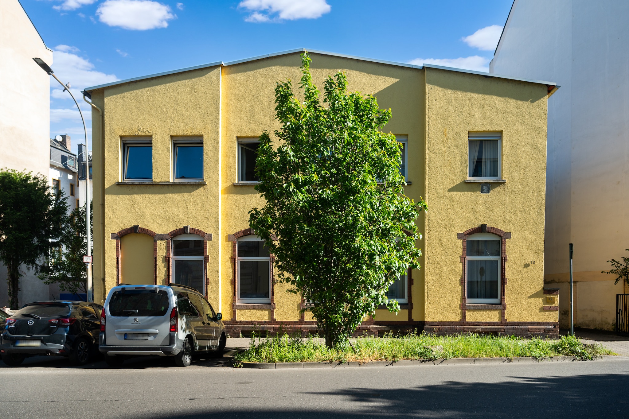 Modern Stay Standard Studio-Außenbereich Sommer