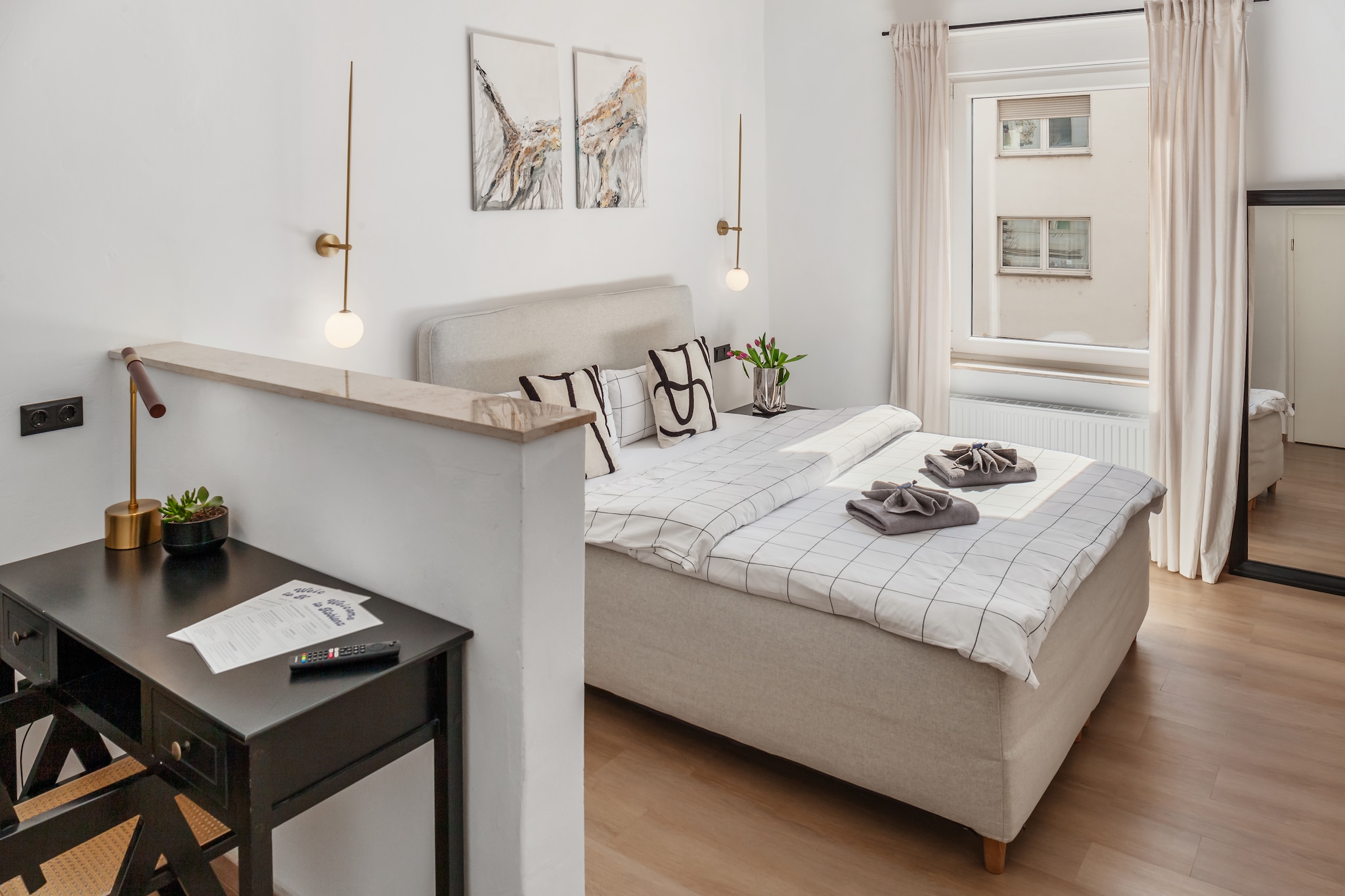 Modern Stay Studio mit Balkon-Slaapkamer