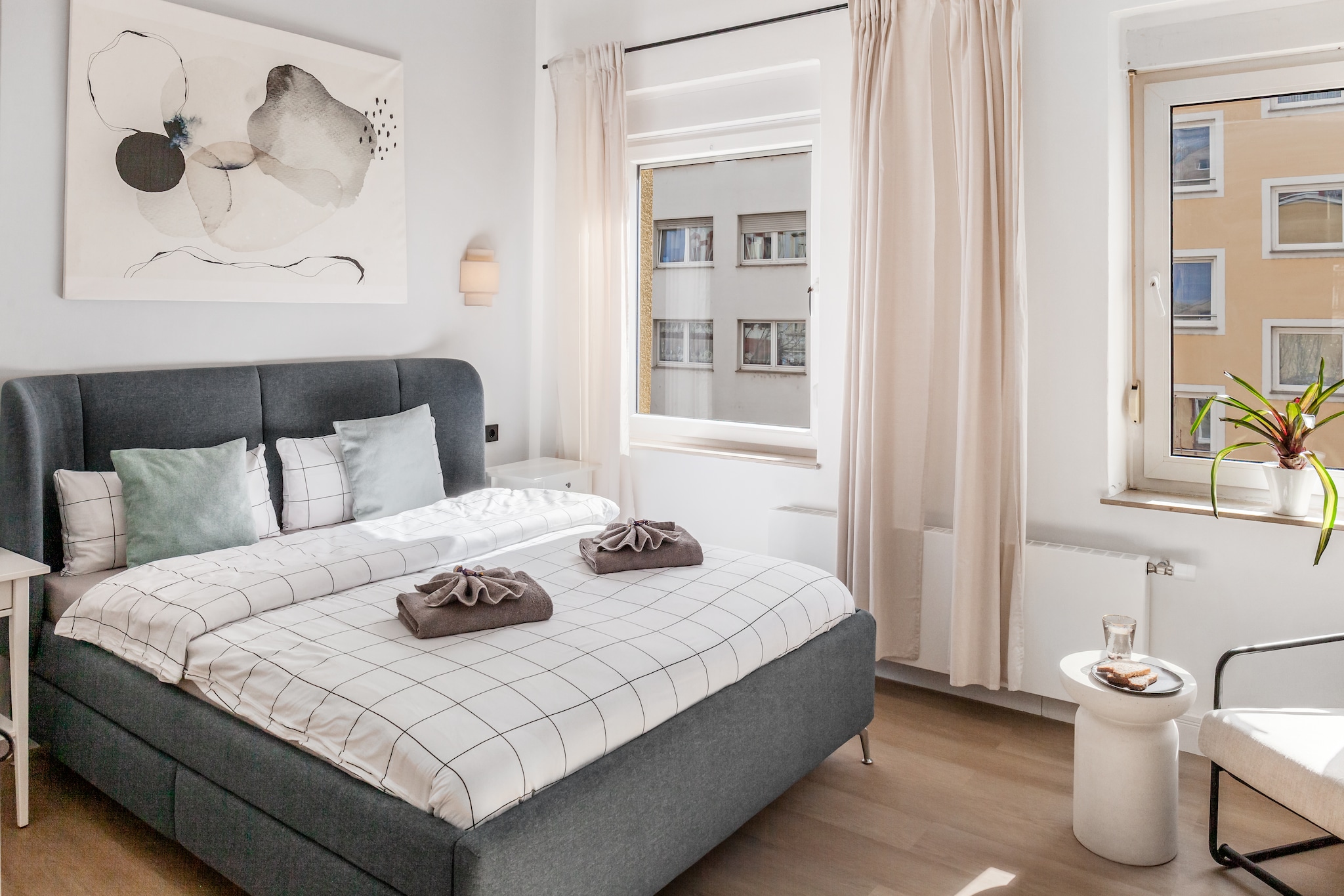 Modern Stay Studio mit Balkon-Slaapkamer
