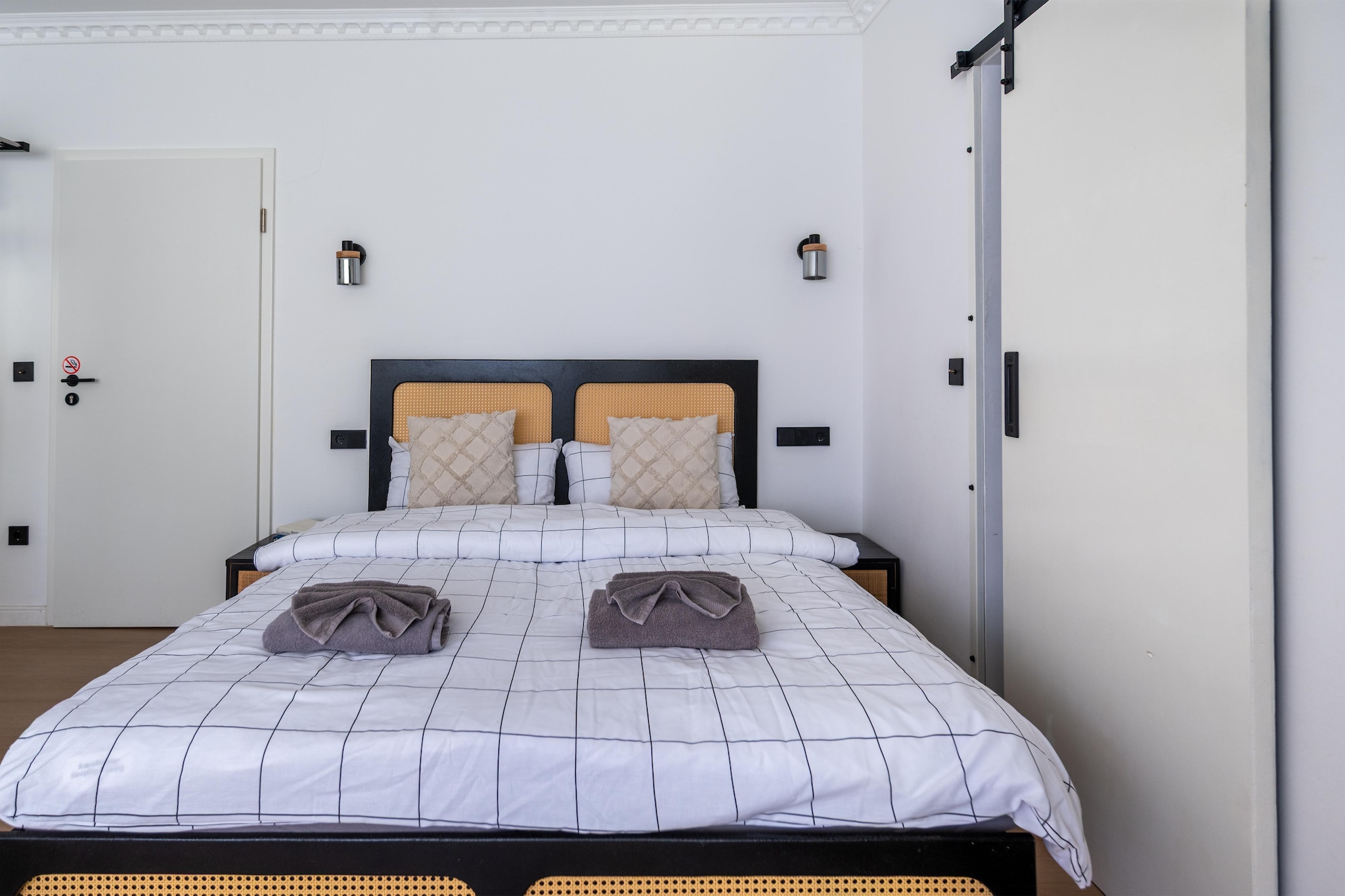 Modern Stay Studio mit Balkon-Schlafzimmer