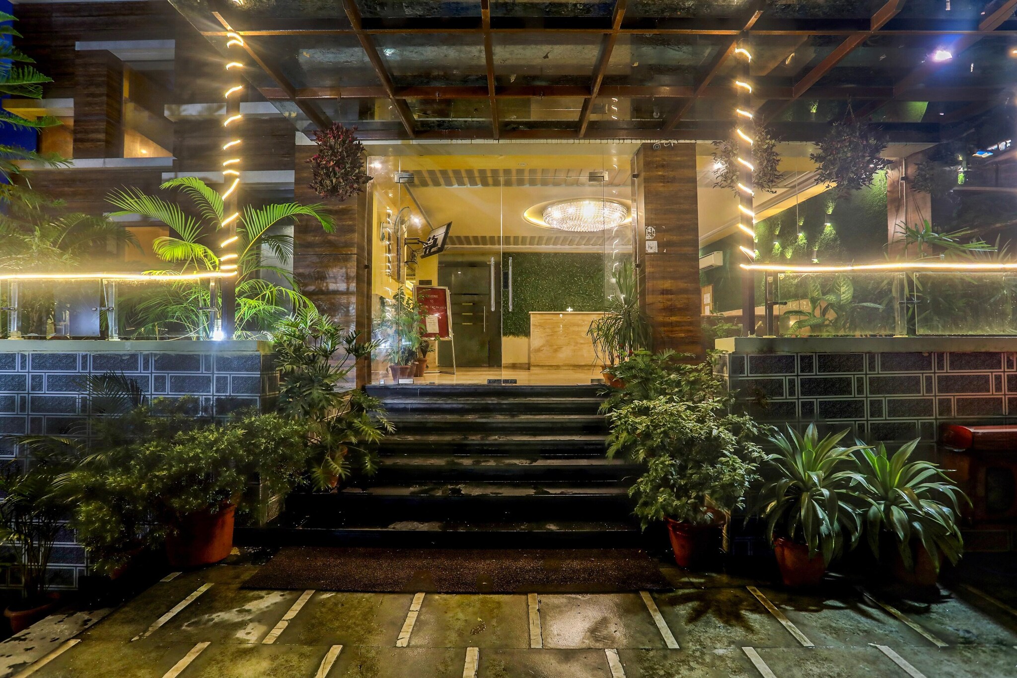 Luxury stays  at  Mussorie foothills