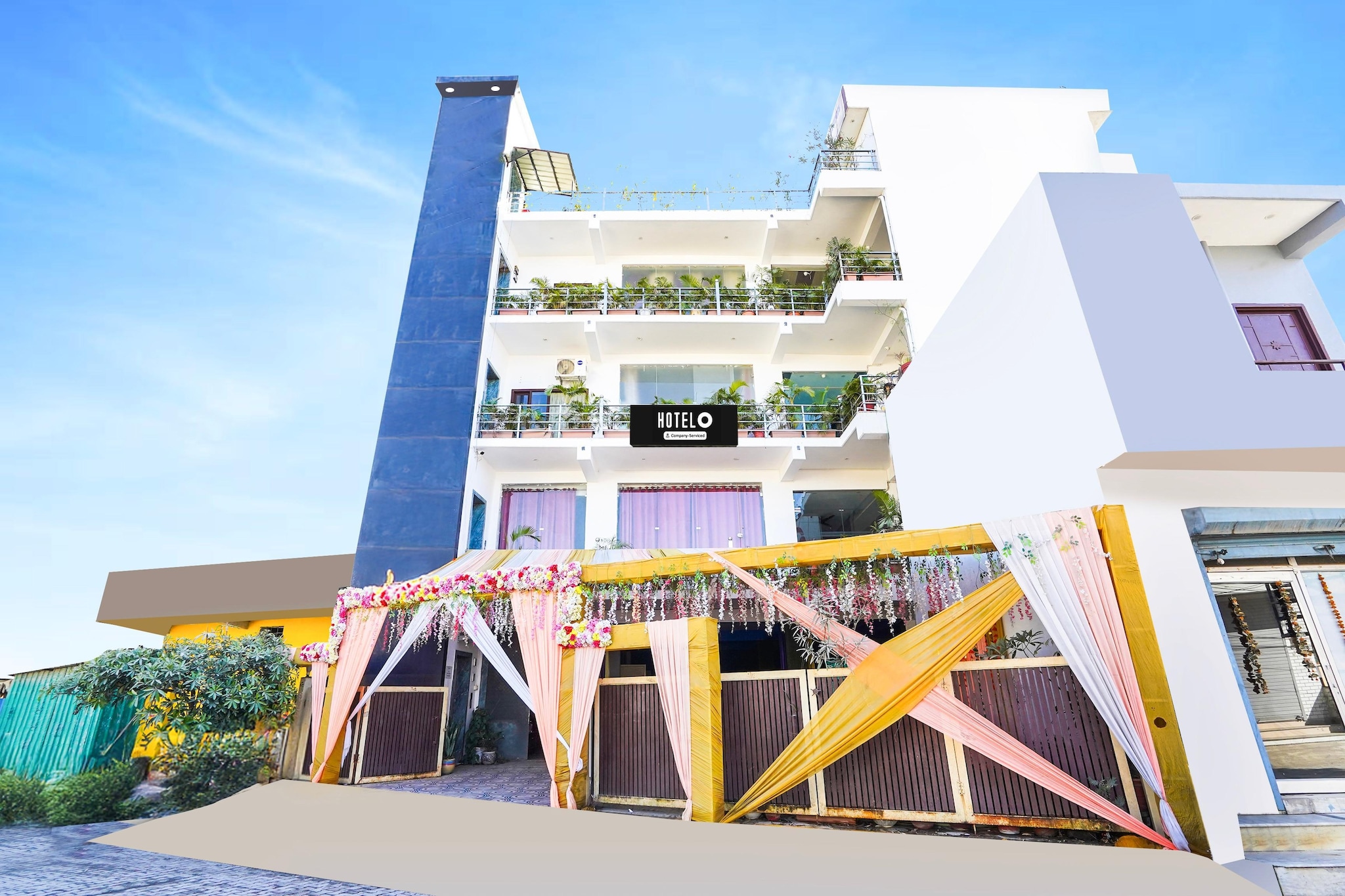 Hotel O Kedarpuram Near Doon University
