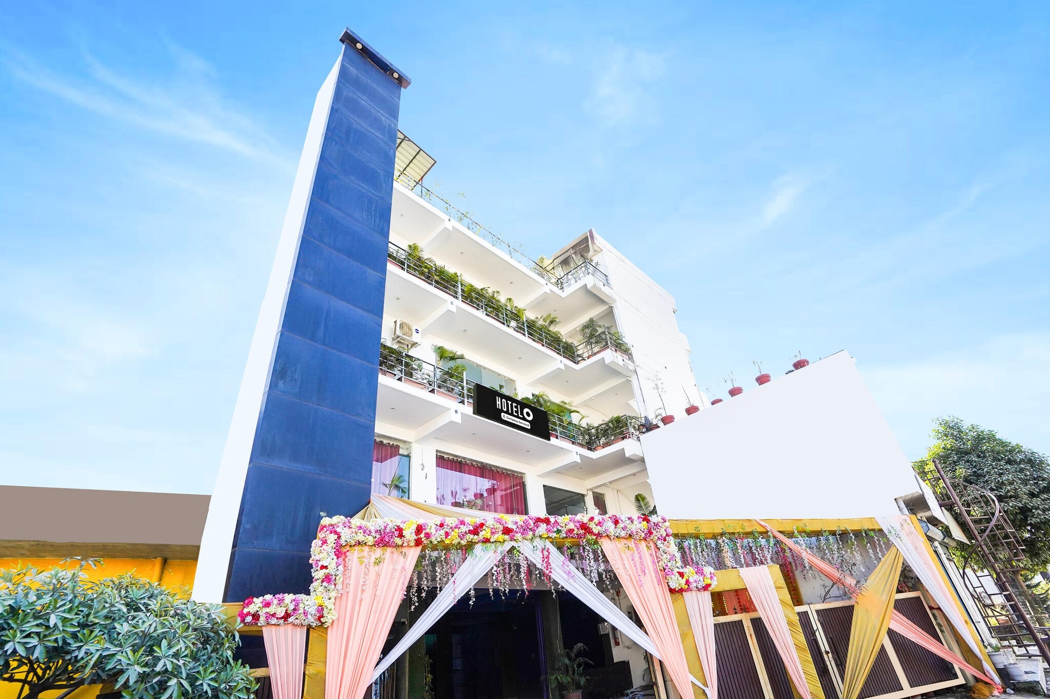 Hotel O Kedarpuram Near Doon University