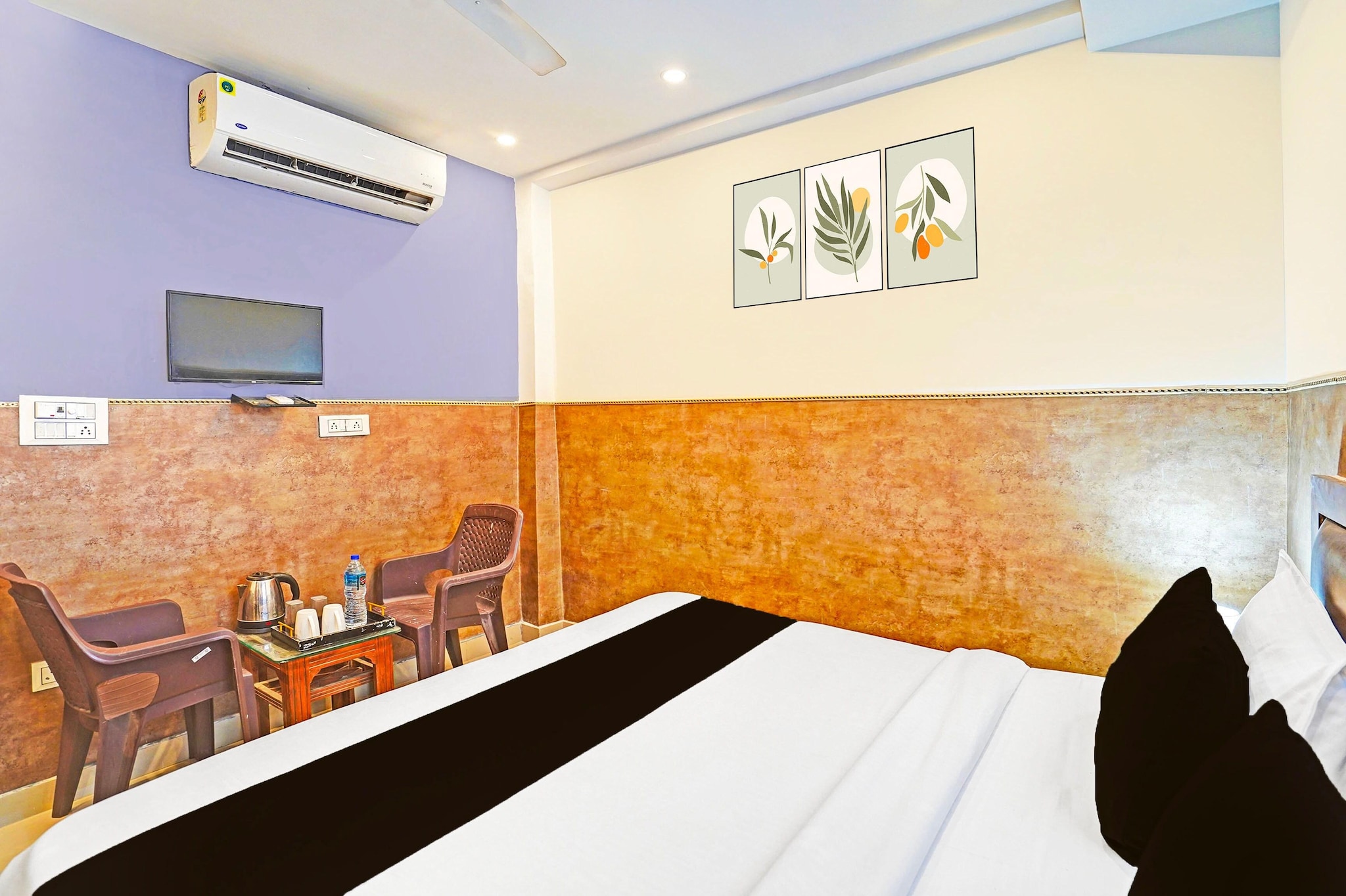Comfortable Accommodation: Cozy Stays Near Pacific Mall Tilak Nagar Delhi in Delhi offers 4-star comfort with free WiFi throughout the property. Guests enjoy air-conditioned rooms with private bathrooms, work desks, and seating areas.

Convenient Facilities: The hotel features a lift, 24-hour front desk, housekeeping, laundry, family rooms, room service, and luggage storage. Additional amenities include free toiletries, bath or shower, TV, tiled floors, and wardrobes.

Prime Location: Located 11 km from Delhi International Airport, the hotel is near attractions such as Gurudwara Bangla Sahib (13 km), Rashtrapati Bhavan and Jantar Mantar (15 km), and India Gate (16 km). Guests appreciate the attentive staff and excellent service.

Unmarried couples are warmly welcome at this property.

Guests with local ID proof are warmly welcome.

Apologies, but we are currently unable to host foreign nationals at this property.

Early Check-In Policy: A full dayâ€™s room rate will be charged for check-ins before 6:00 AM. 

Complimentary early check-in is available between 6:00 AM and 10:00 AM, subject to room availability.
Check-in is only available to guests aged 18 and above. Please provide a government-issued ID to confirmÂ yourÂ age.
