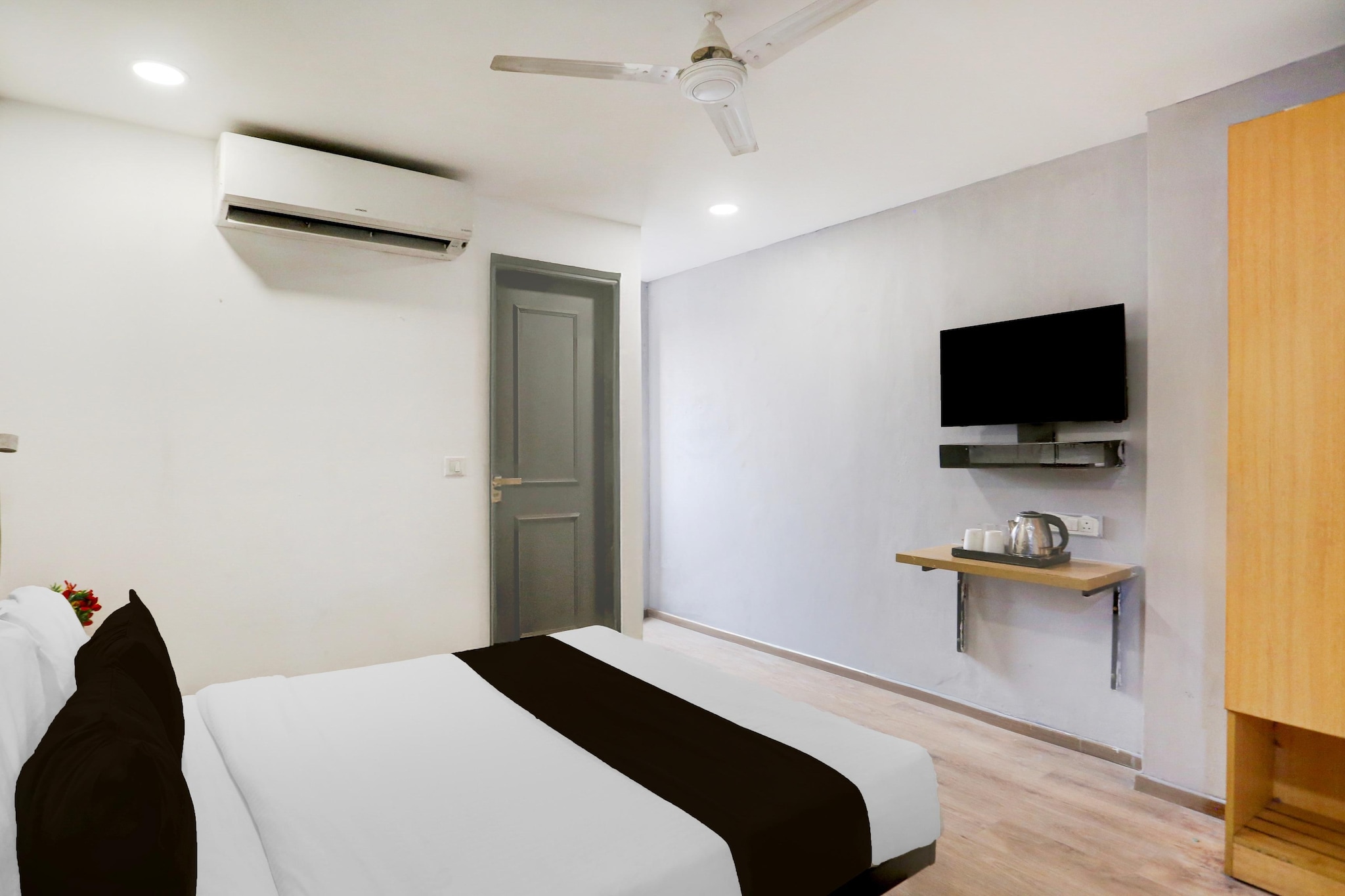 Comfortable Accommodation: Premium Stays by Ipotel at Cross River Mall in Delhi offers 4-star comfort with free WiFi throughout the property. Guests enjoy air-conditioning, private bathrooms, and modern amenities including a kitchenette and work desk.
Convenient Facilities: The hotel features a lounge, lift, 24-hour front desk, shared kitchen, housekeeping service, family rooms, and room service. Free on-site parking is available for all visitors.
Prime Location: Located 7 km from Hindon Airport, the property is close to attractions such as Swaminarayan Akshardham (9 km), Red Fort (10 km), and India Gate (12 km). Guests appreciate the attentive staff and convenient location.
Unmarried couples are warmly welcome at this property.
Guests with local ID proof are warmly welcome.
Apologies, but we are currently unable to host foreign nationals at this property.
Early Check-In Policy: A full day’s room rate will be charged for check-ins before 6:00 AM.
Complimentary early check-in is available between 6:00 AM and 10:00 AM, subject to room availability.
Check-in is only available to guests aged 18 and above. Please provide a government-issued ID to confirm your age.