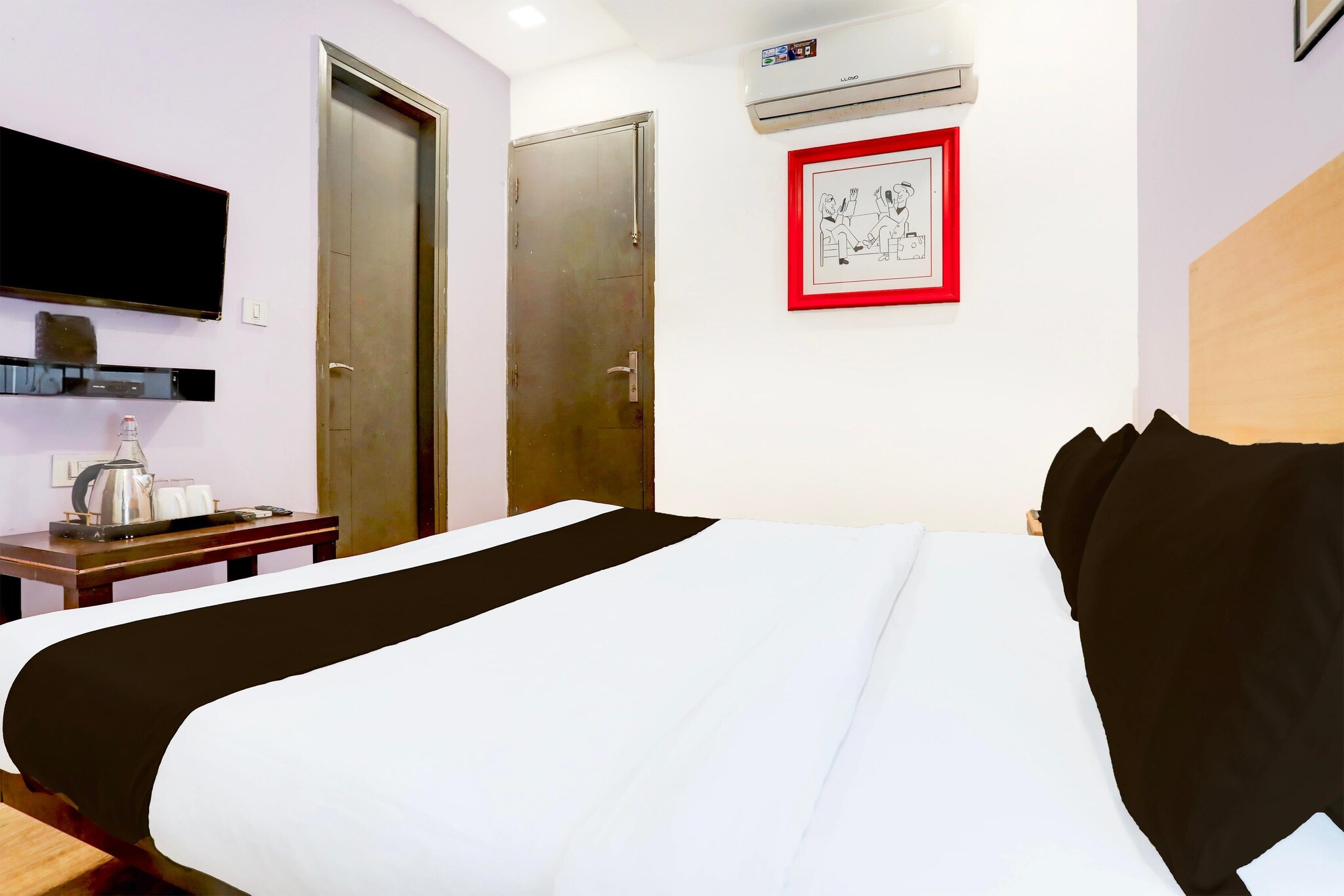 Elegant Stays at Rohini Sector 24