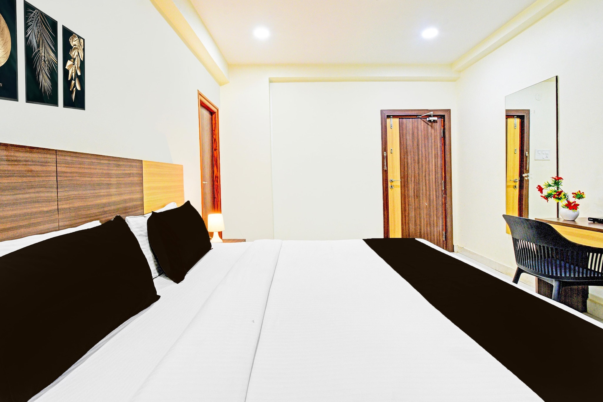 Comfortable Accommodation: Elegant Stays Near Botanical Garden Hyderabad in Hyderabad offers family rooms with air-conditioning, private bathrooms, work desks, and free WiFi throughout the property. Each room includes a seating area, TV, and free toiletries.

Convenient Facilities: Guests can enjoy a lounge, lift, 24-hour front desk, shared kitchen, housekeeping service, and room service. Additional amenities include a work desk, shower, and wardrobe.

Prime Location: Located 34 km from Rajiv Gandhi International Airport, the hotel is near attractions such as ISB (7 km), Golkonda Fort (14 km), and Hussain Sagar Lake (19 km). Guests appreciate the property staff and service support, room comfort, and cleanliness.

Unmarried couples are warmly welcome at this property.
Guests with local ID proof are warmly welcome.
Early Check-In Policy: A full dayâ€™s room rate will be charged for check-ins before 6:00 AM. 

Complimentary early check-in is available between 6:00 AM and 10:00 AM, subject to room availability.



