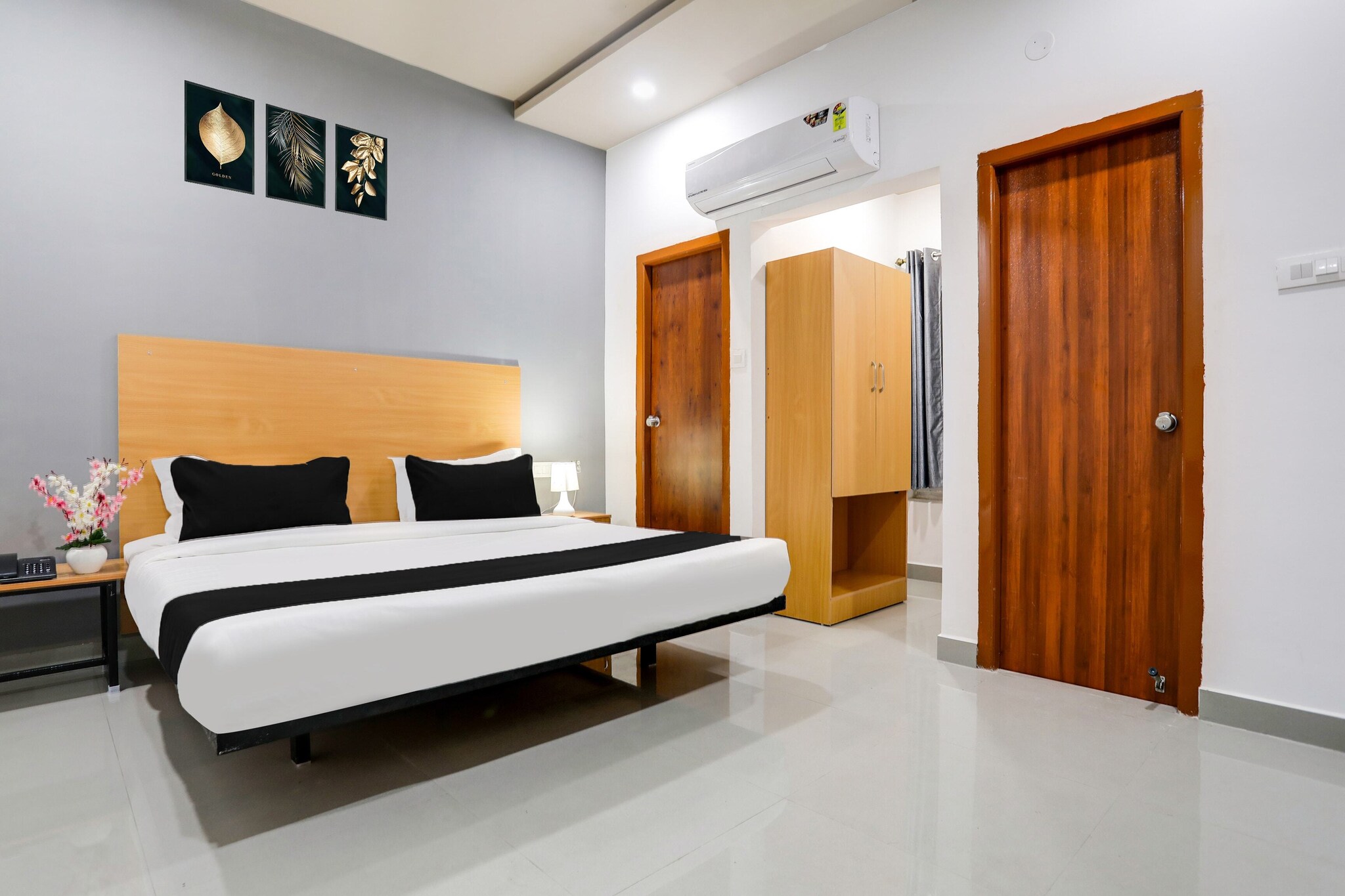 Located within 15 km of Nehru Zoological Park and 16 km of Chowmahalla Palace, Blissful Stays at Shamshabad Near Airport provides rooms with air conditioning and a private bathroom in Hyderabad. Among the facilities at this property are room service and a 24-hour front desk, along with free WiFi throughout the property. The property is non-smoking and is set 16 km from Mecca Masjid.

All units at the hotel are equipped with a seating area, a flat-screen TV with satellite channels and a private bathroom with free toiletries and a bath or shower. Guest rooms include a desk.

Charminar is 17 km from Blissful Stays at Shamshabad Near Airport, while Golkonda Fort is 19 km away. Rajiv Gandhi International Airport is 6 km from the property.

Unmarried couples are warmly welcome at this property.
Guests with local ID proof are warmly welcome.
Early Check-In Policy: A full dayâ€™s room rate will be charged for check-ins before 6:00 AM. Complimentary early check-in is available between 6:00 AM and 10:00 AM, subject to room availability.
Check-in is only available to guests aged 18 and above. Please provide a government-issued ID to confirmÂ yourÂ age.
