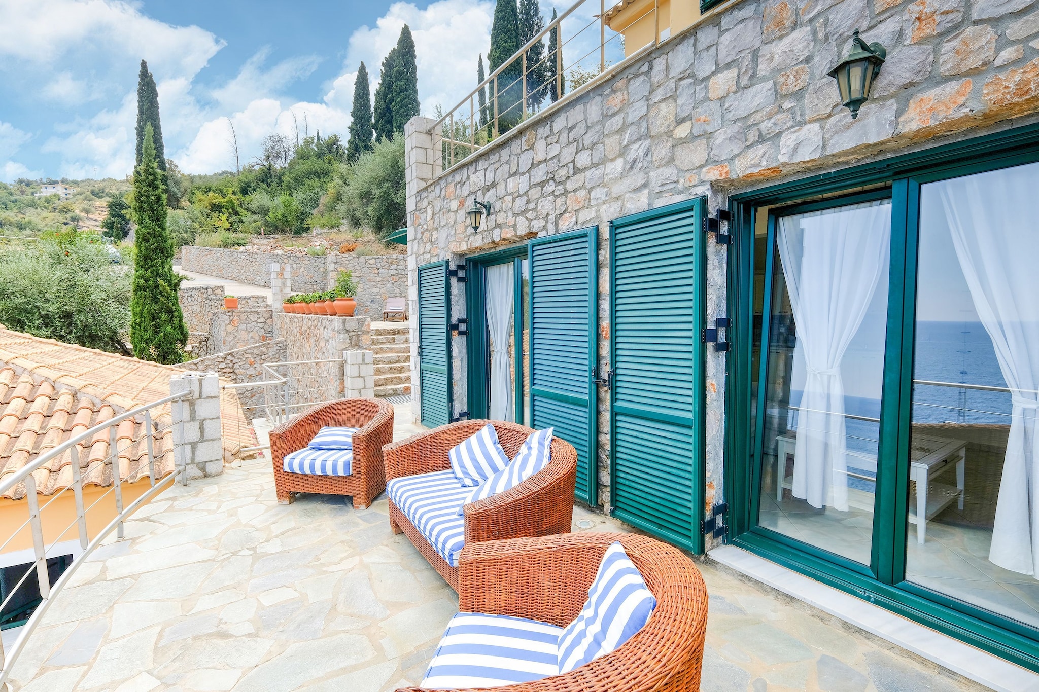 4 villas-Terrassenbalkon