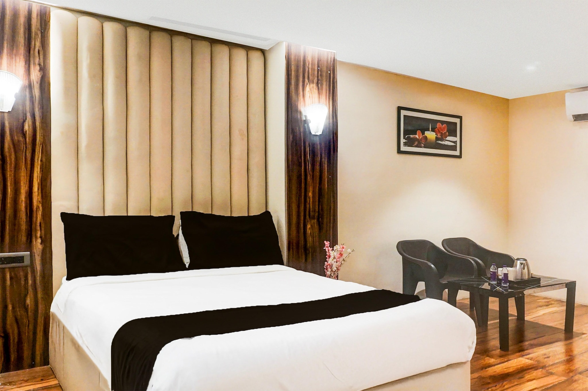 Blissful Stays at Hadapsar Pune