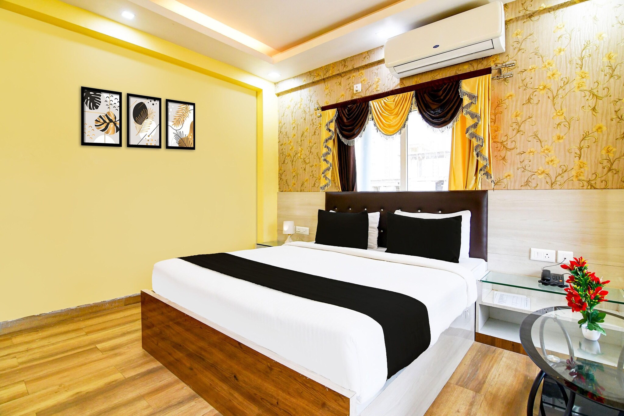 Situated conveniently in the Hadapsar district of Mundhva, Stylish Stays and Inhouse Dining Pune is set 9.4 km from Aga Khan Palace, 10 km from Bund Garden and 11 km from Darshan Museum. With a restaurant, the 4-star hotel has air-conditioned rooms with free WiFi, each with a private bathroom. The accommodation offers room service and a 24-hour front desk for guests.
The units at the hotel come with a flat-screen TV with cable channels and a kitchen. All units feature a desk.
Stylish Stays and Inhouse Dining Pune offers an à la carte or continental breakfast.
Pune Railway Station is 11 km from the accommodation, while Raja Dinkar Kelkar Museum is 13 km away. Pune International Airport is 9 km from the property.
Unmarried couples are warmly welcome at this property.
Guests with local ID proof are warmly welcome.
Apologies, but we are currently unable to host foreign nationals at this property.
Early Check-In Policy: A full day’s room rate will be charged for check-ins before 6:00 AM. Complimentary early check-in is available between 6:00 AM and 10:00 AM, subject to room availability.
Check-in is only available to guests aged 18 and above. Please provide a government-issued ID to confirm your age.