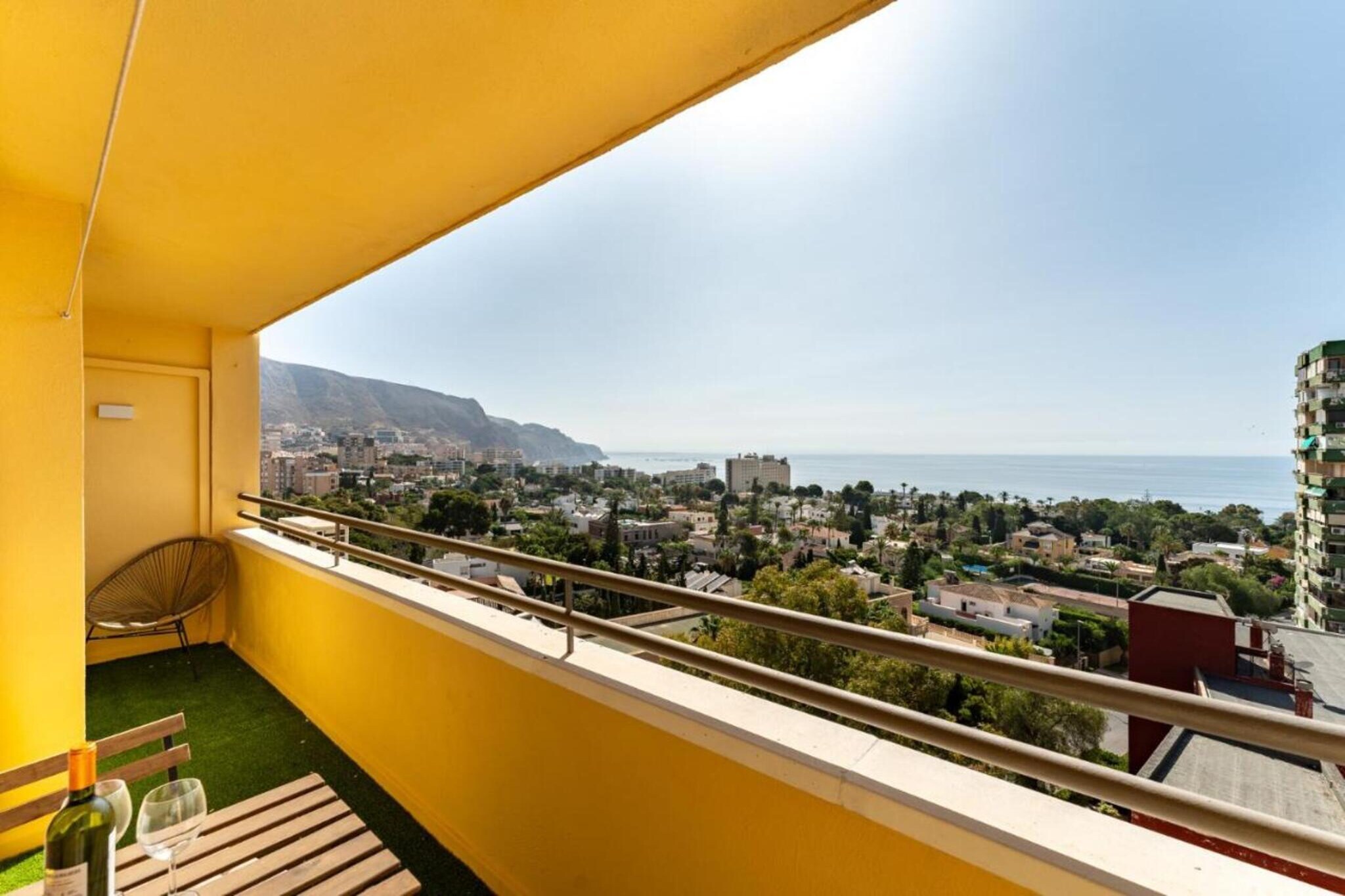 Apartamento con vistas al mar-Terrasbalkon