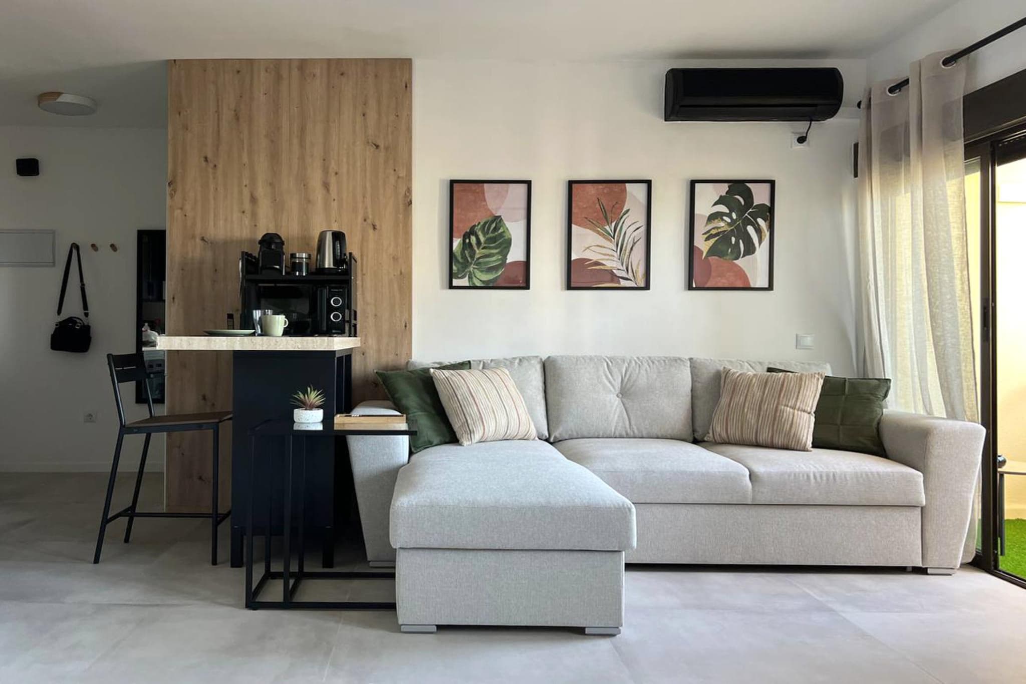 Apartamento con vistas al mar-Woonkamer